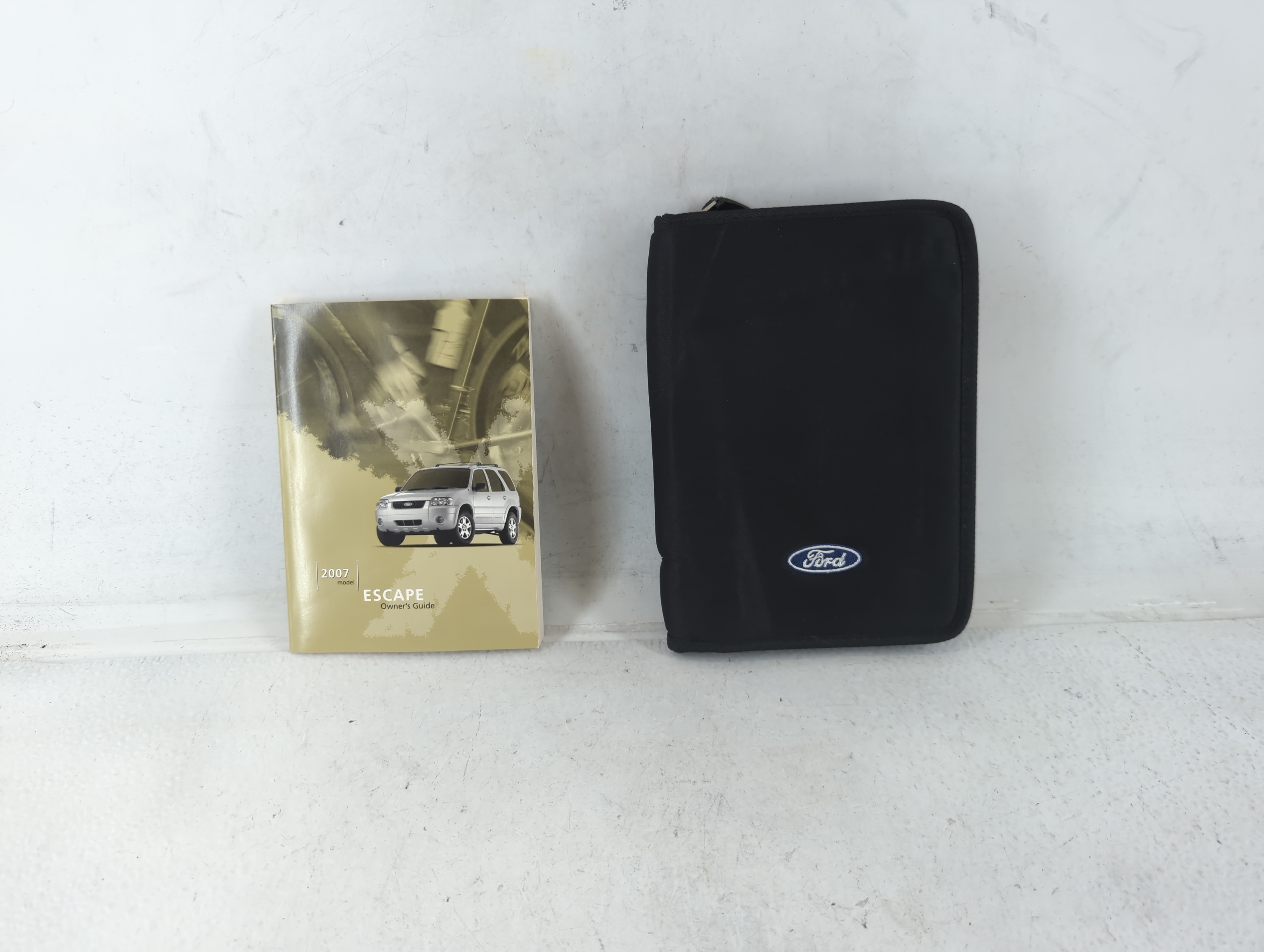 2007 Ford Escape Owners Manual Book Guide 687612 - Oemusedautoparts1.com