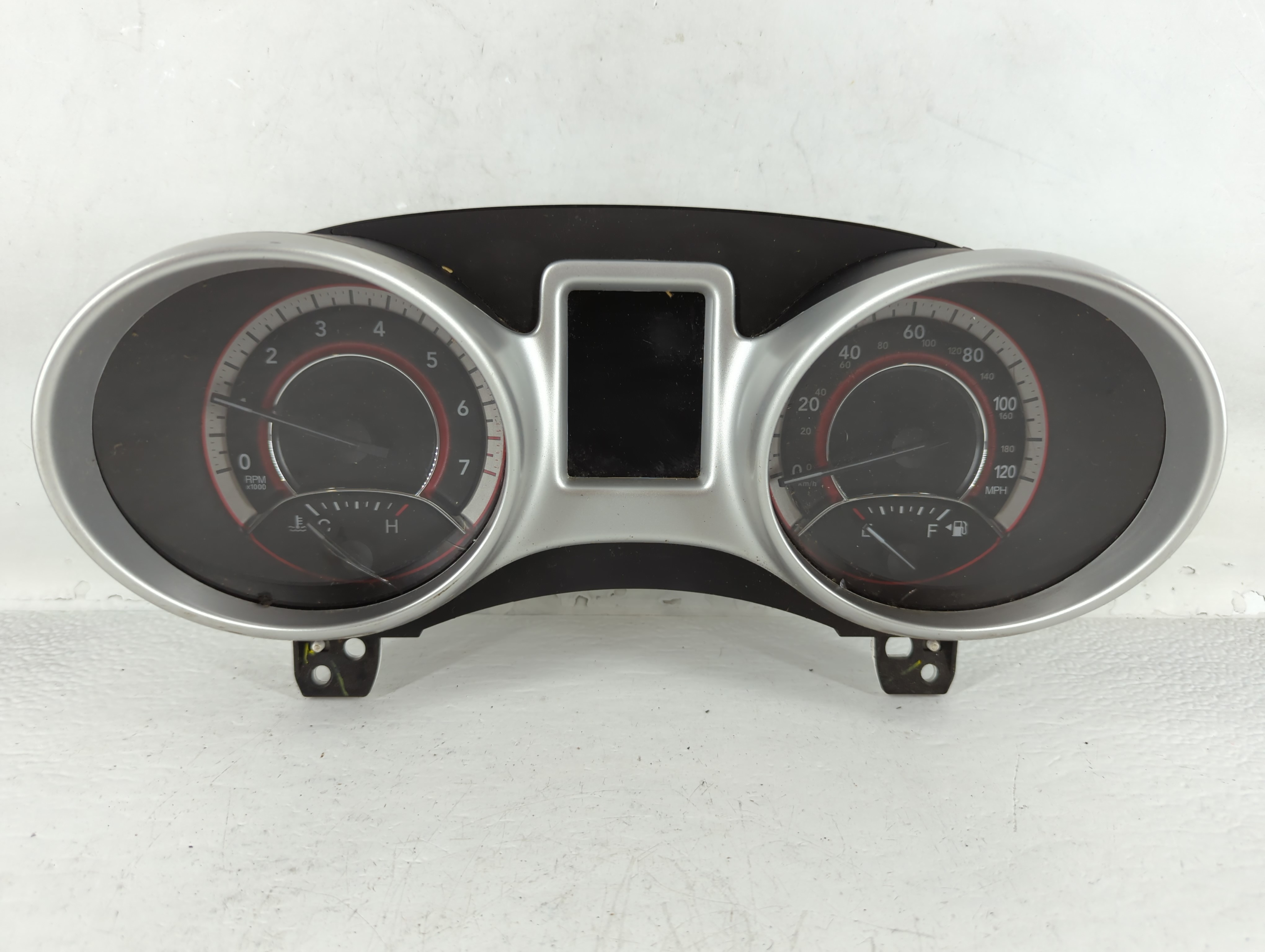 2016 Dodge Journey Speedometer Instrument Cluster Gauges 687628 - Oemusedautoparts1.com