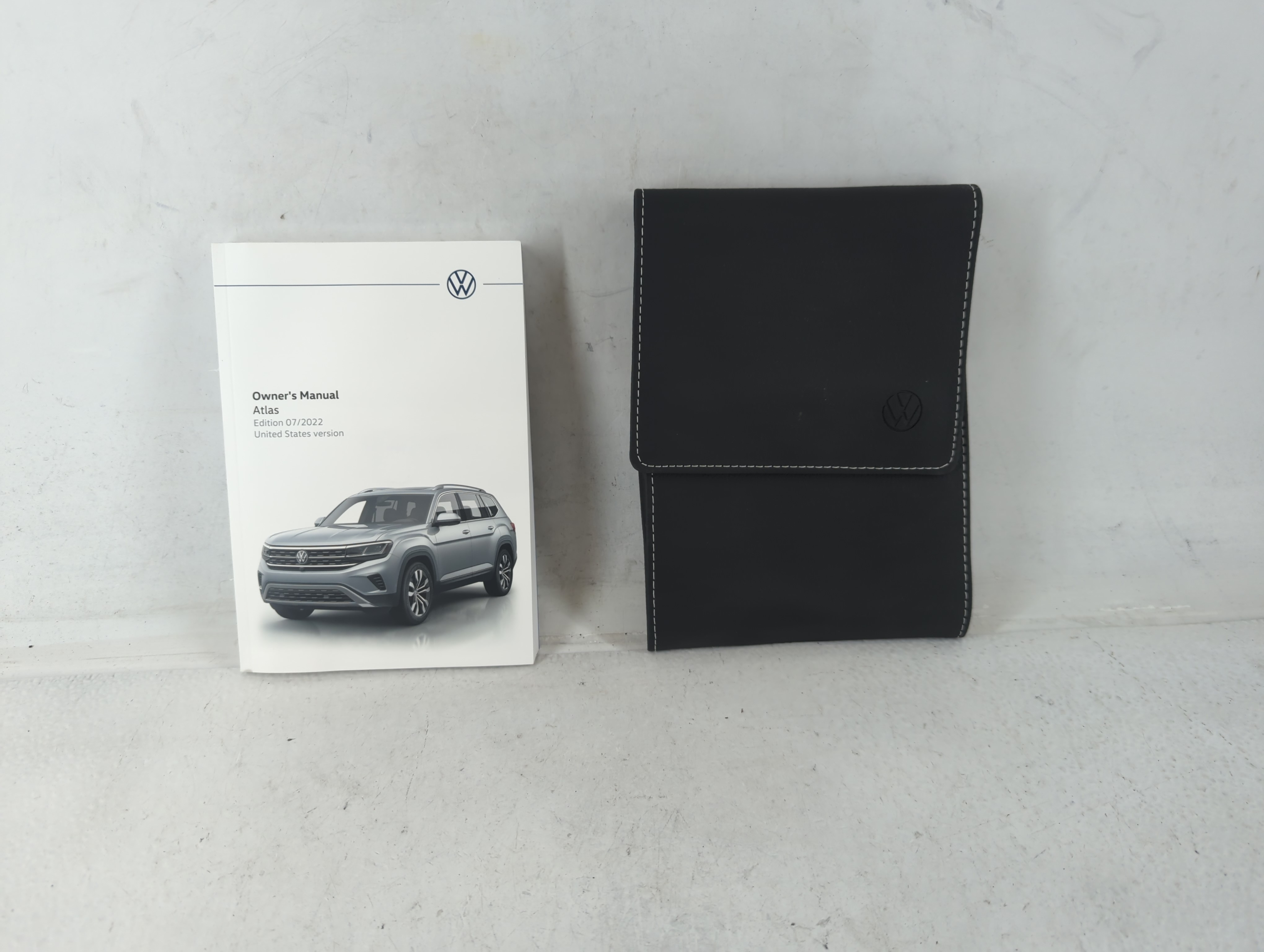 2022 Volkswagen Atlas Owners Manual Book Guide 687698 - Oemusedautoparts1.com