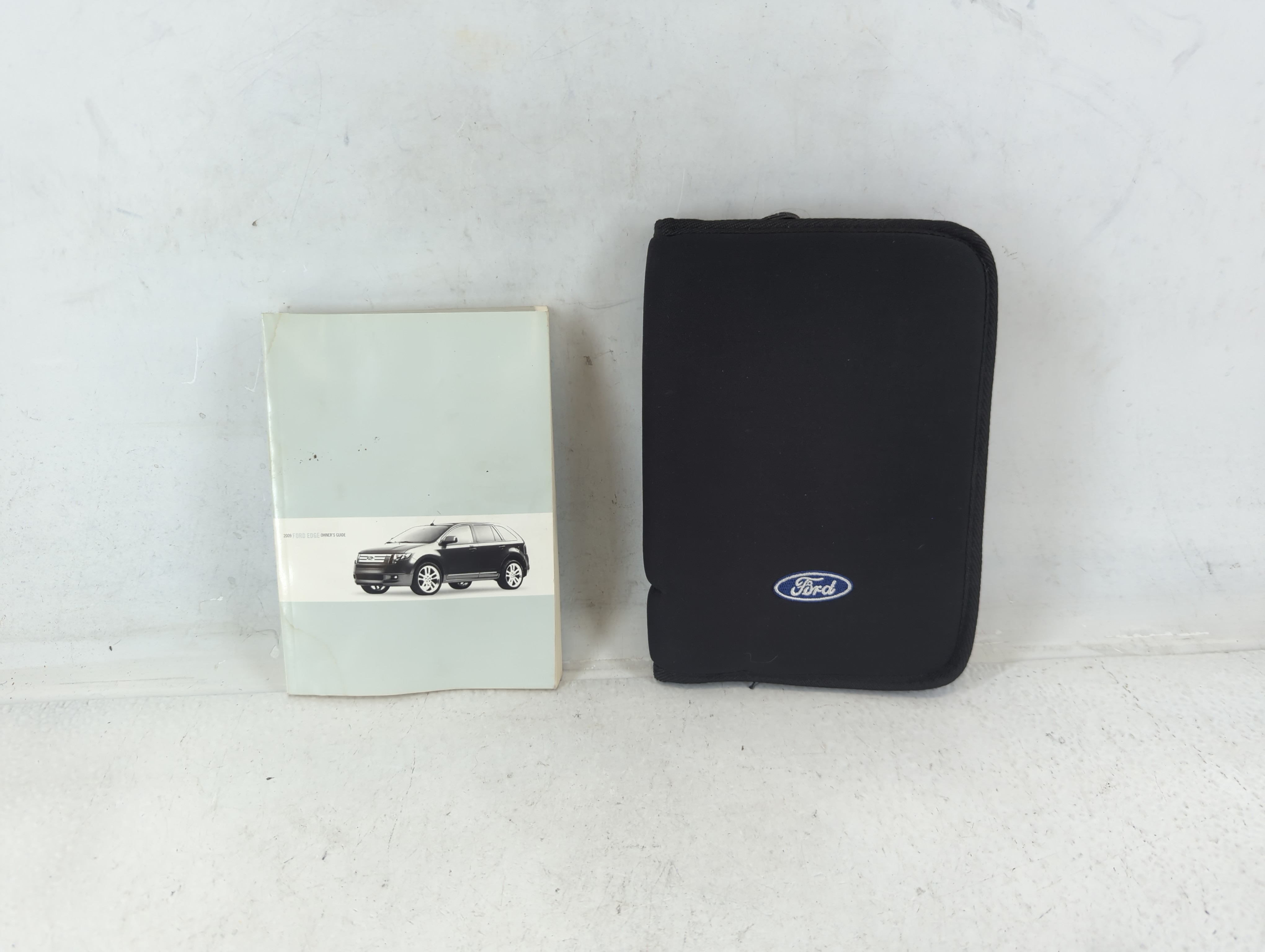 Picture of 2009 Ford Edge Owners Manual Book Guide 687784