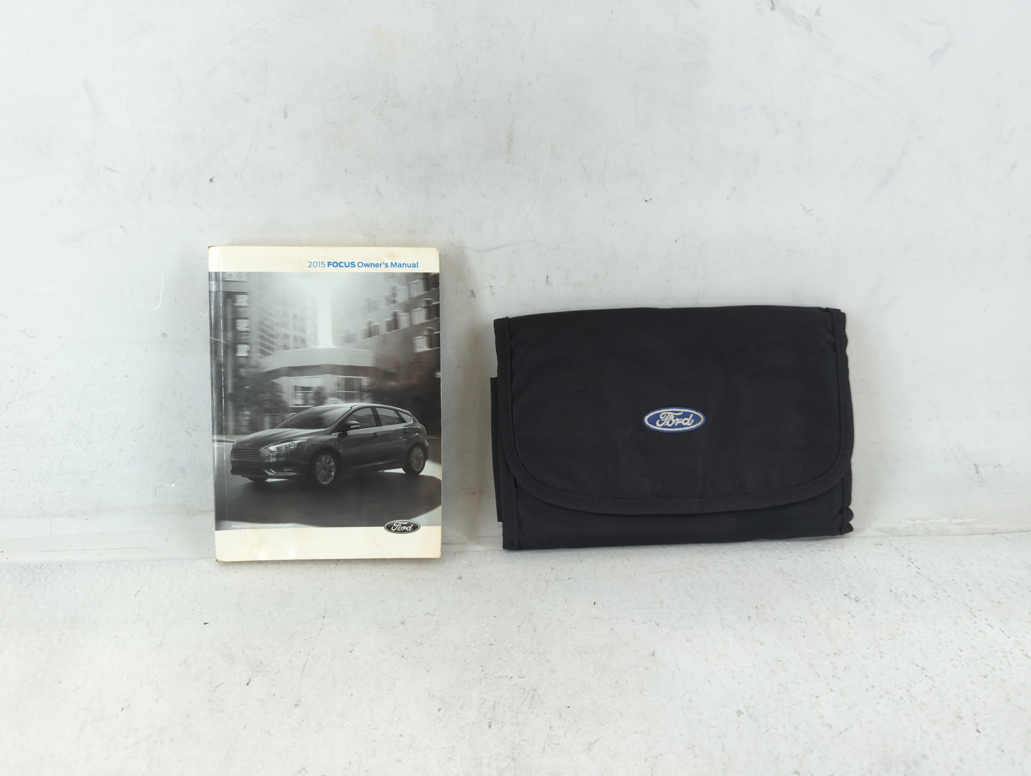 Picture of 2015 Ford Focus Owners Manual Book Guide 687800
