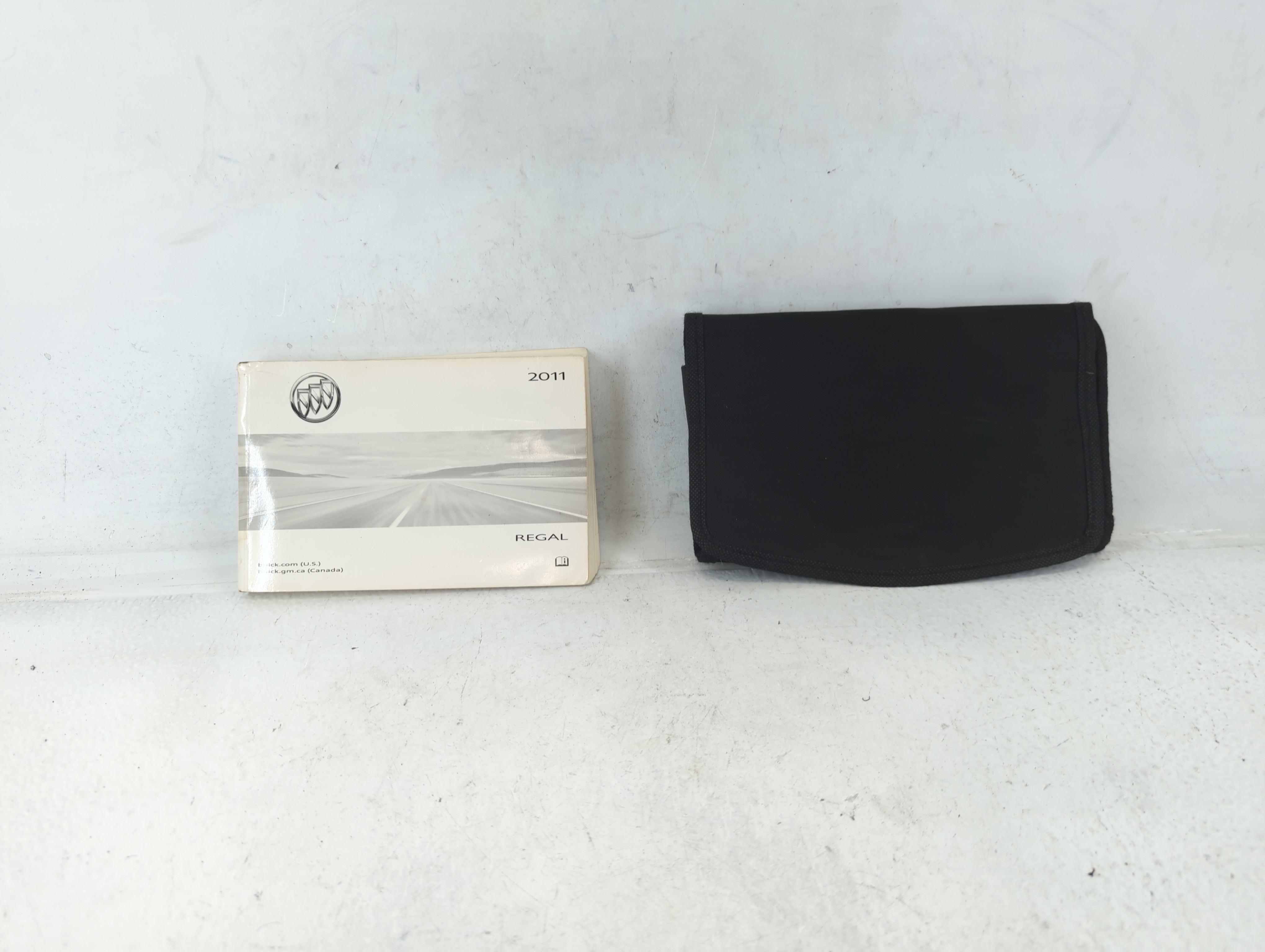 Picture of 2011 Buick Regal Owners Manual Book Guide 687871