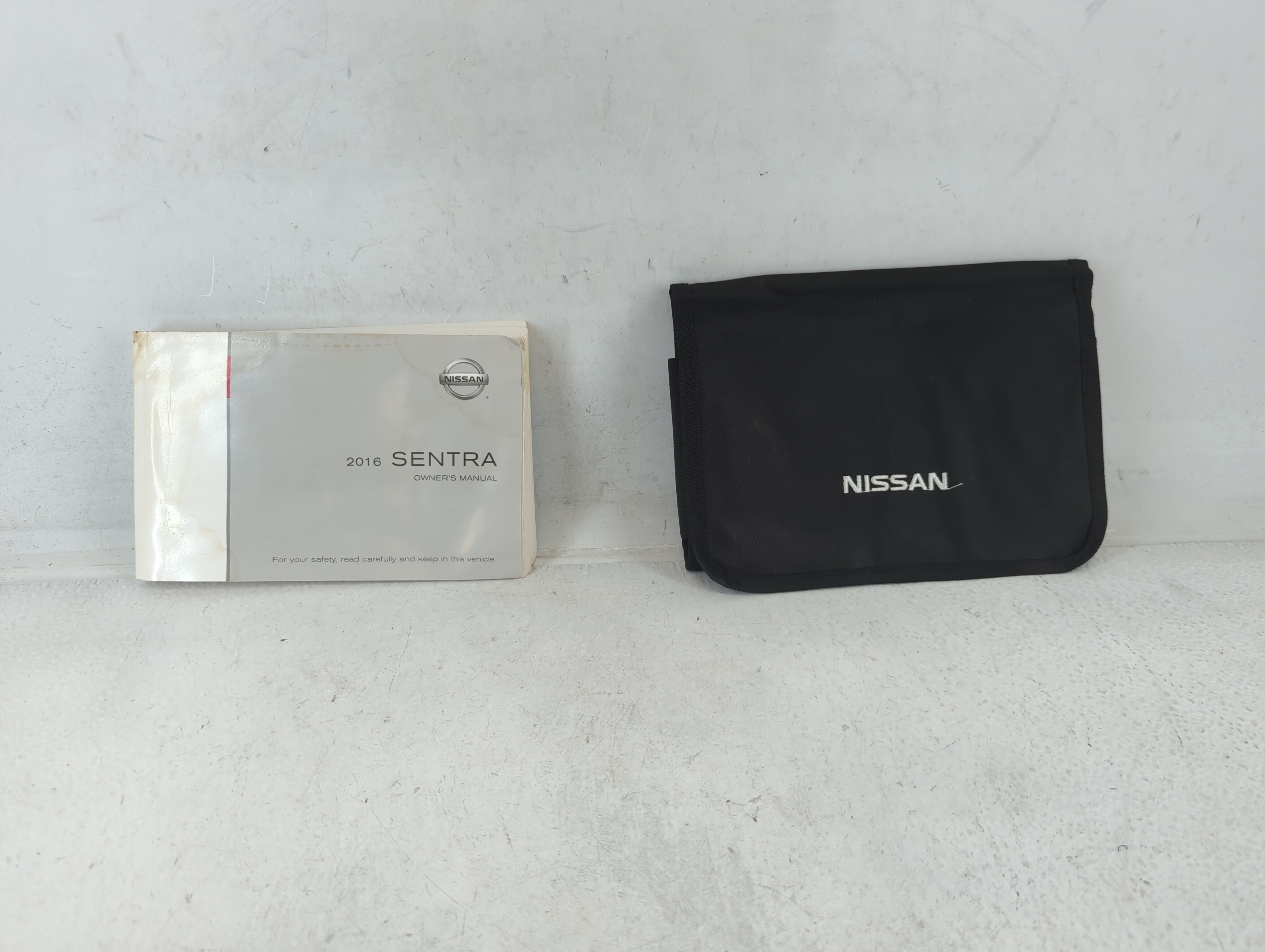 Picture of 2016 Nissan Sentra Owners Manual Book Guide 687929