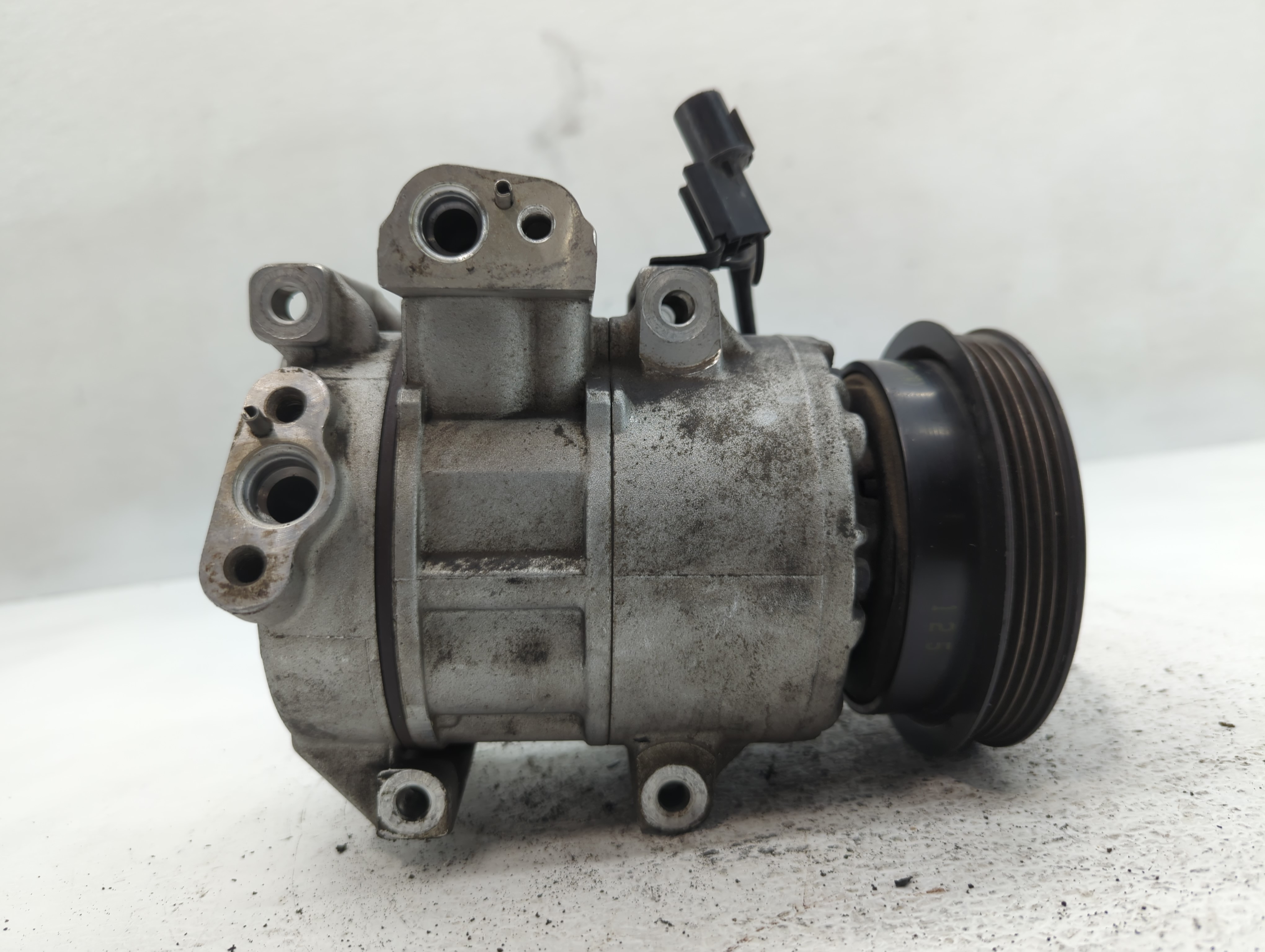 2007-2009 Kia Spectra Air Conditioning A/c Ac Compressor Oem 687959 - Oemusedautoparts1.com