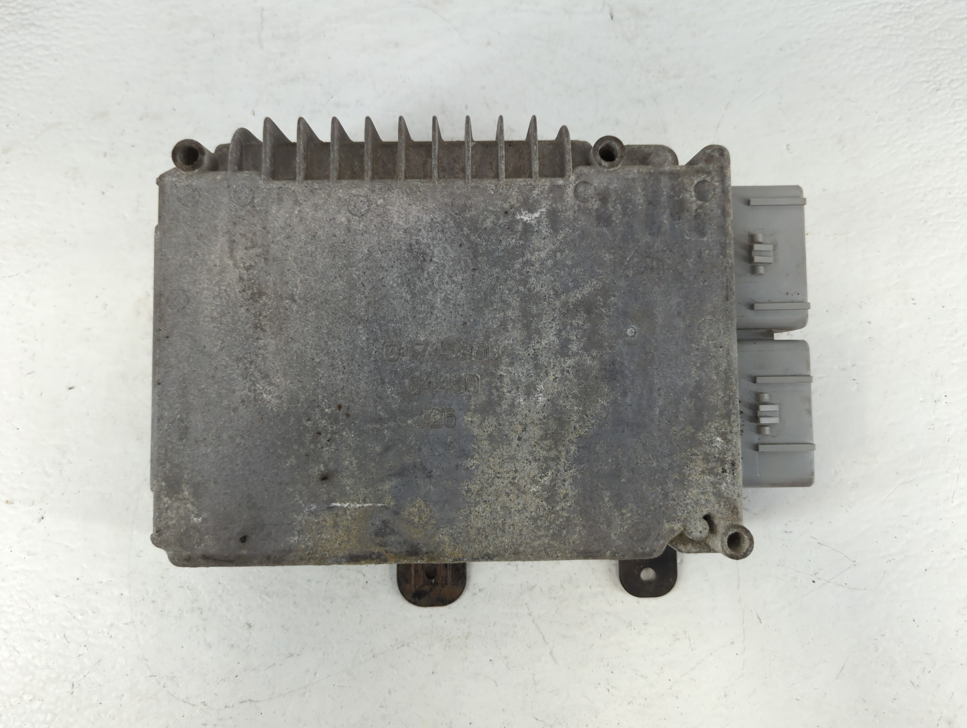 Dodge Caravan Engine Control Computer Ecu Pcm Ecm Pcu Oem 04727425af 688115 - Oemusedautoparts1.com