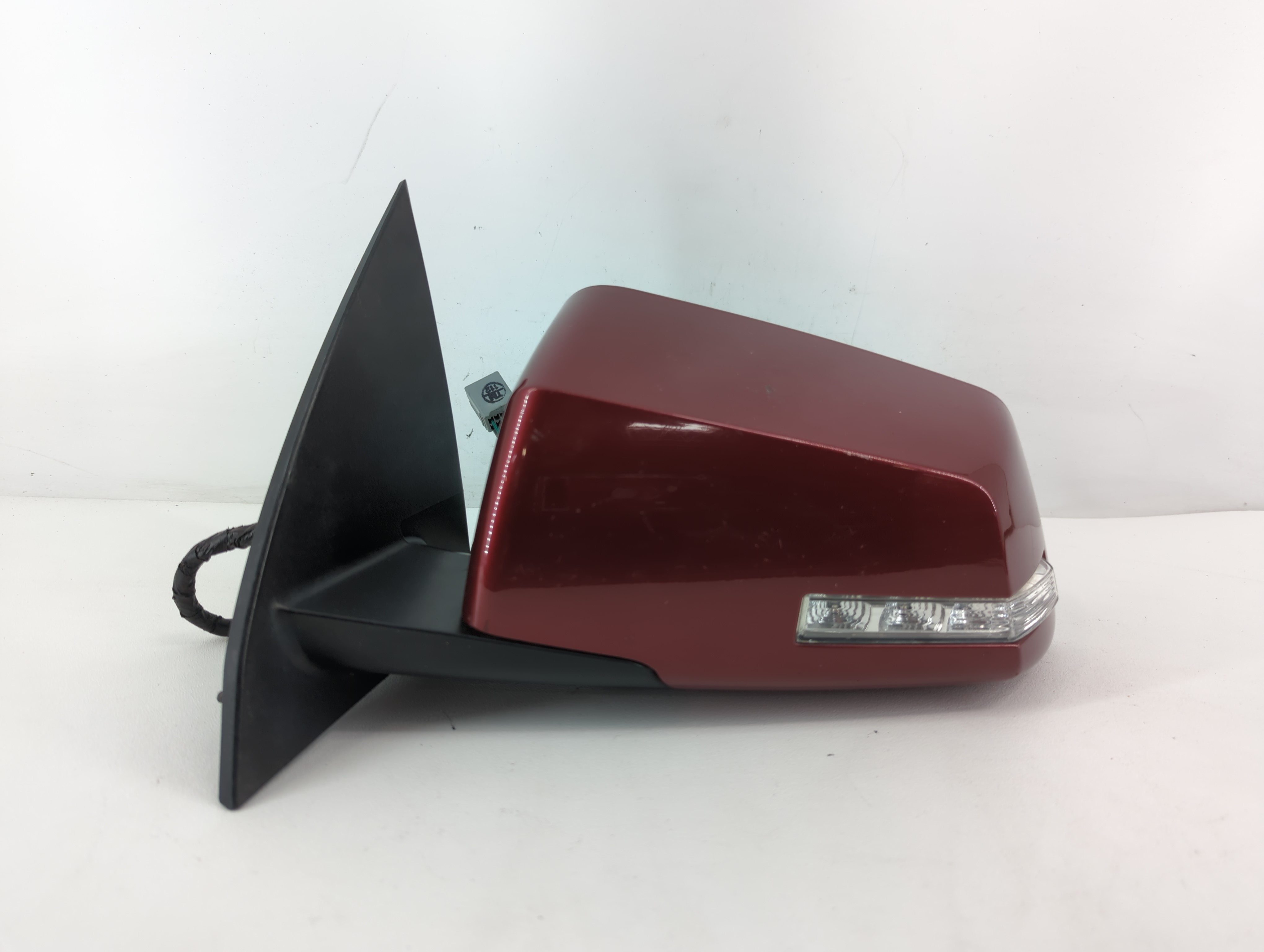 2009 Chevrolet Traverse Driver Left Side View Power Door Mirror Red 688314 - Oemusedautoparts1.com