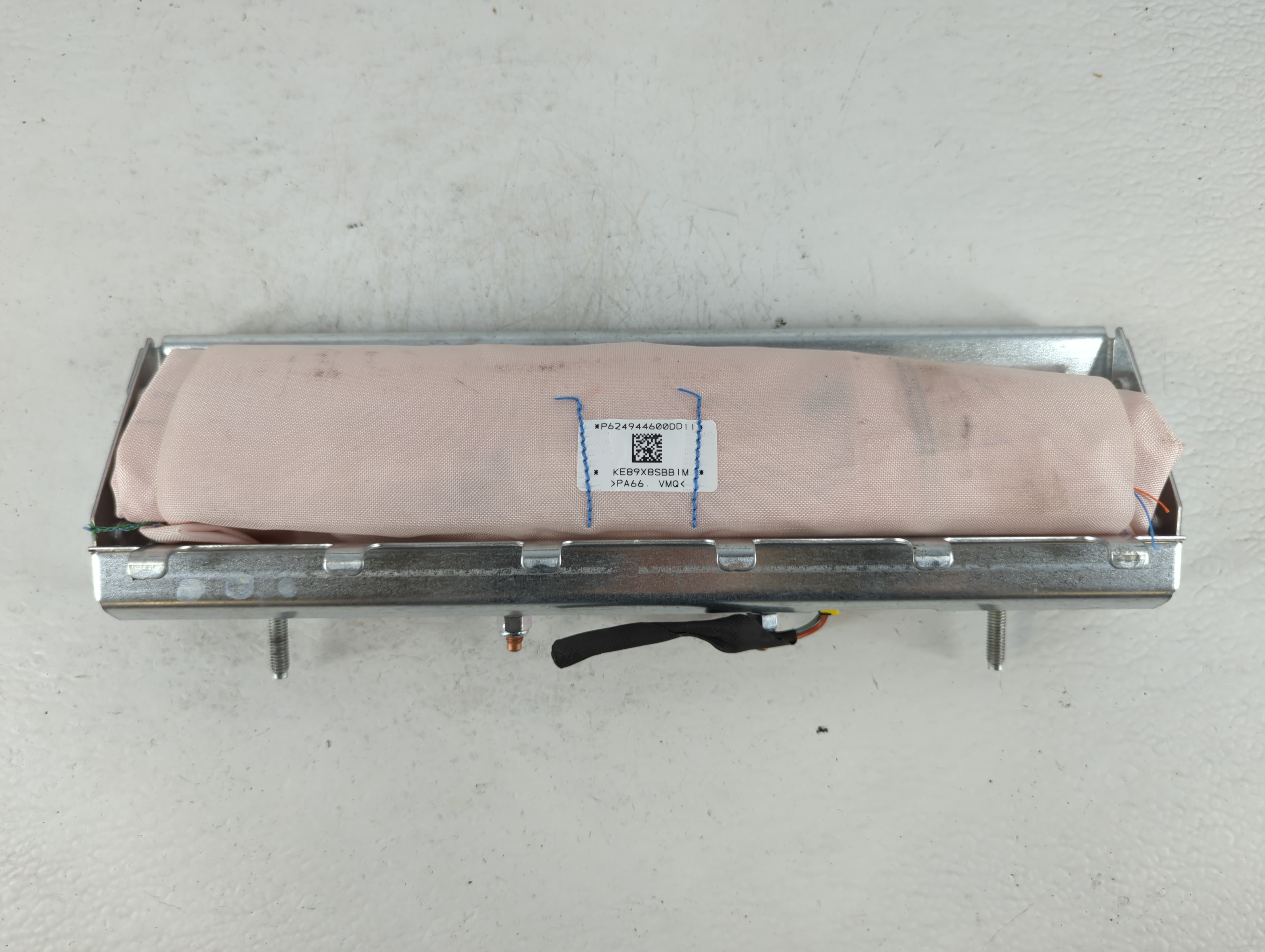 Picture of 2011-2022 Jeep Grand Cherokee Air Bag Driver Left Knee Oem 688401
