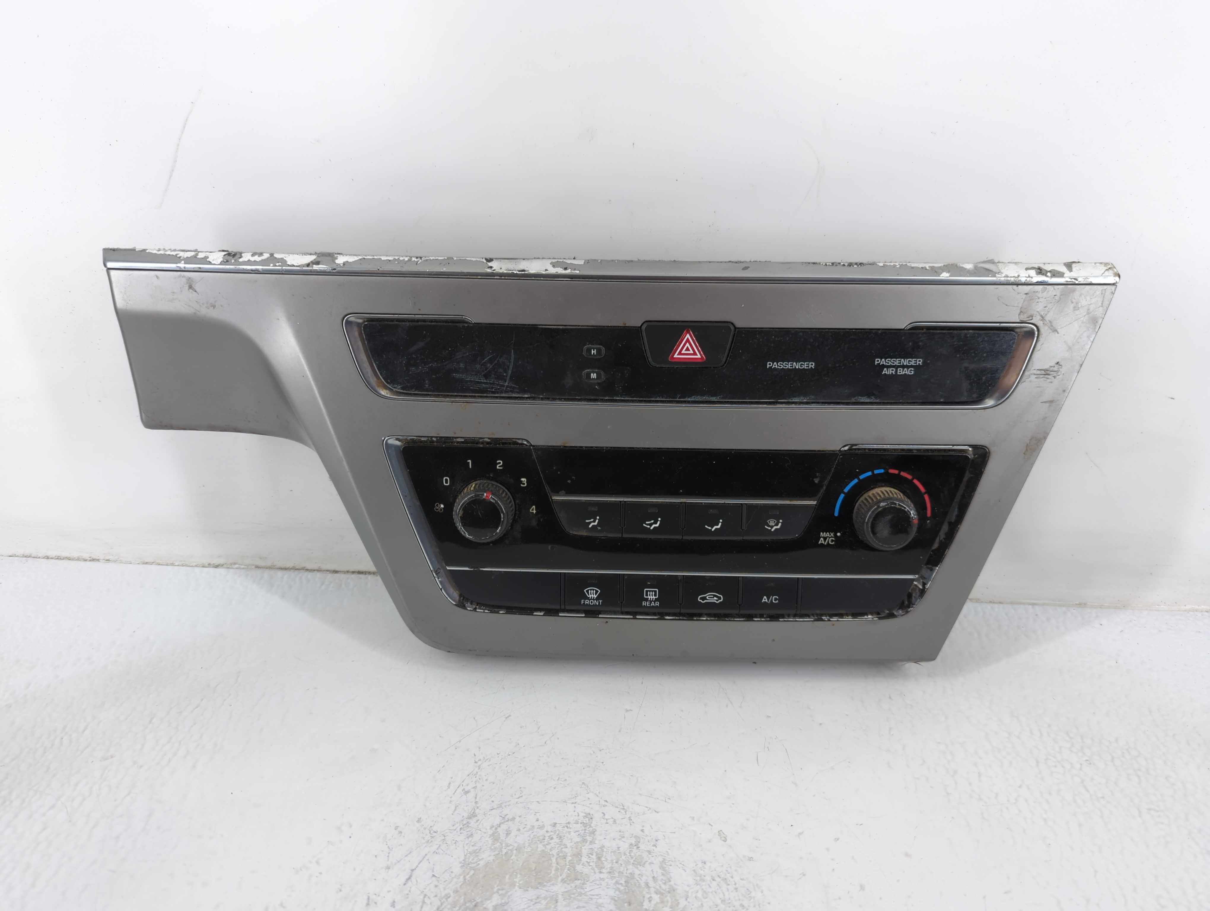 2015 Hyundai Sonata Ac Heater Climate Control 94510-c1500 688585 - Oemusedautoparts1.com