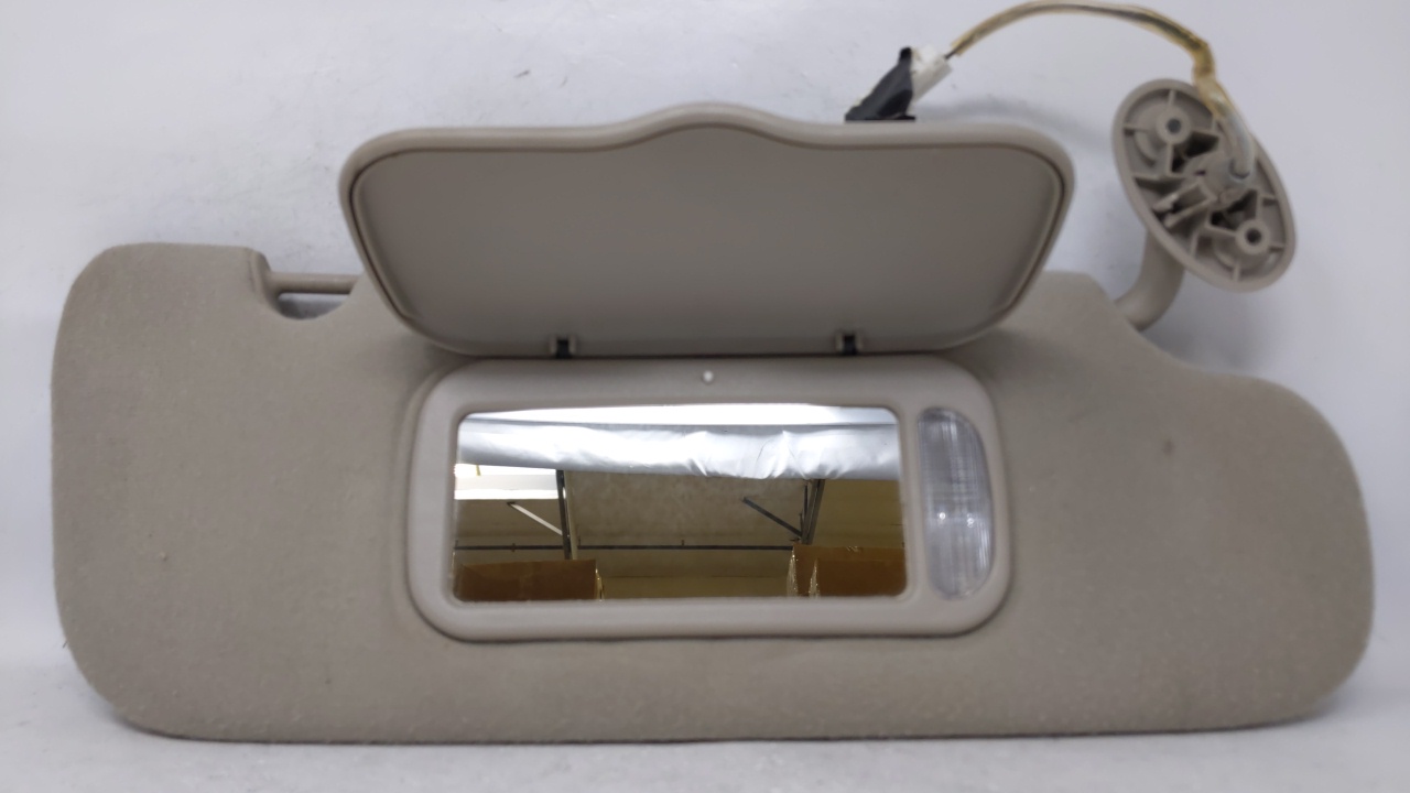Picture of 2002-2004 Jeep Liberty Passenger Right Sun Visor Sunvisor Beige 68874