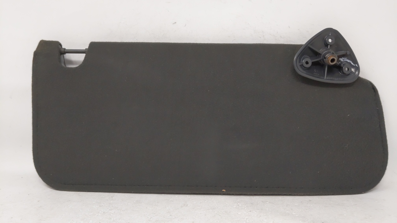 1996 Oldsmobile Bravada Passenger Right Sun Visor Sunvisor Black 68892 - Oemusedautoparts1.com
