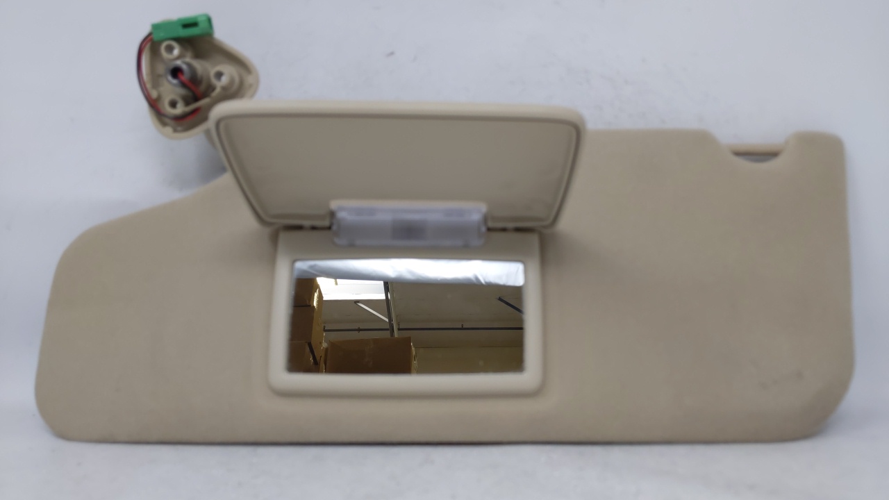 2005 Ford Five Hundred Driver Left Sun Visor Sunvisor Tan 68894 - Oemusedautoparts1.com