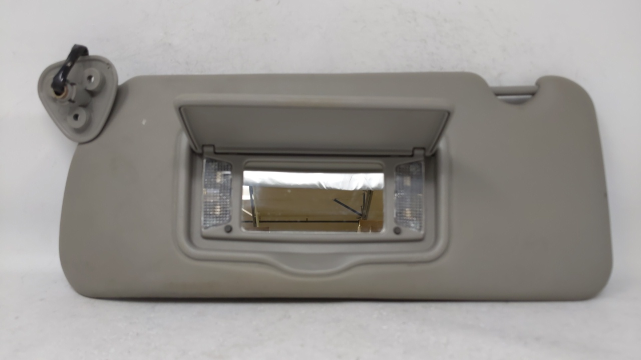 2004-2009 Cadillac Srx Driver Left Sun Visor Sunvisor Gray 68909 - Oemusedautoparts1.com