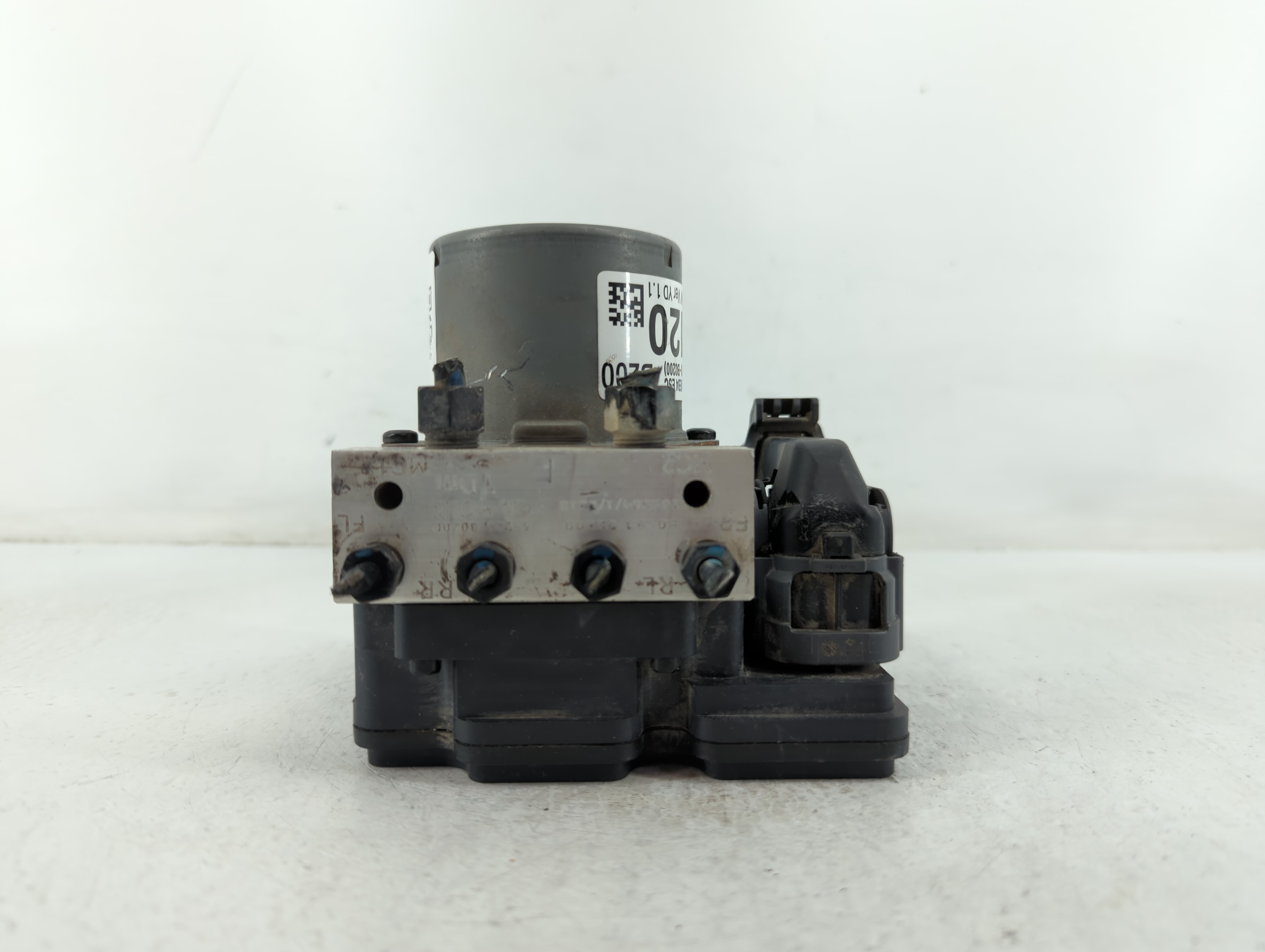 2017-2018 Kia Forte Abs Pump Control Module 689410 - Oemusedautoparts1.com