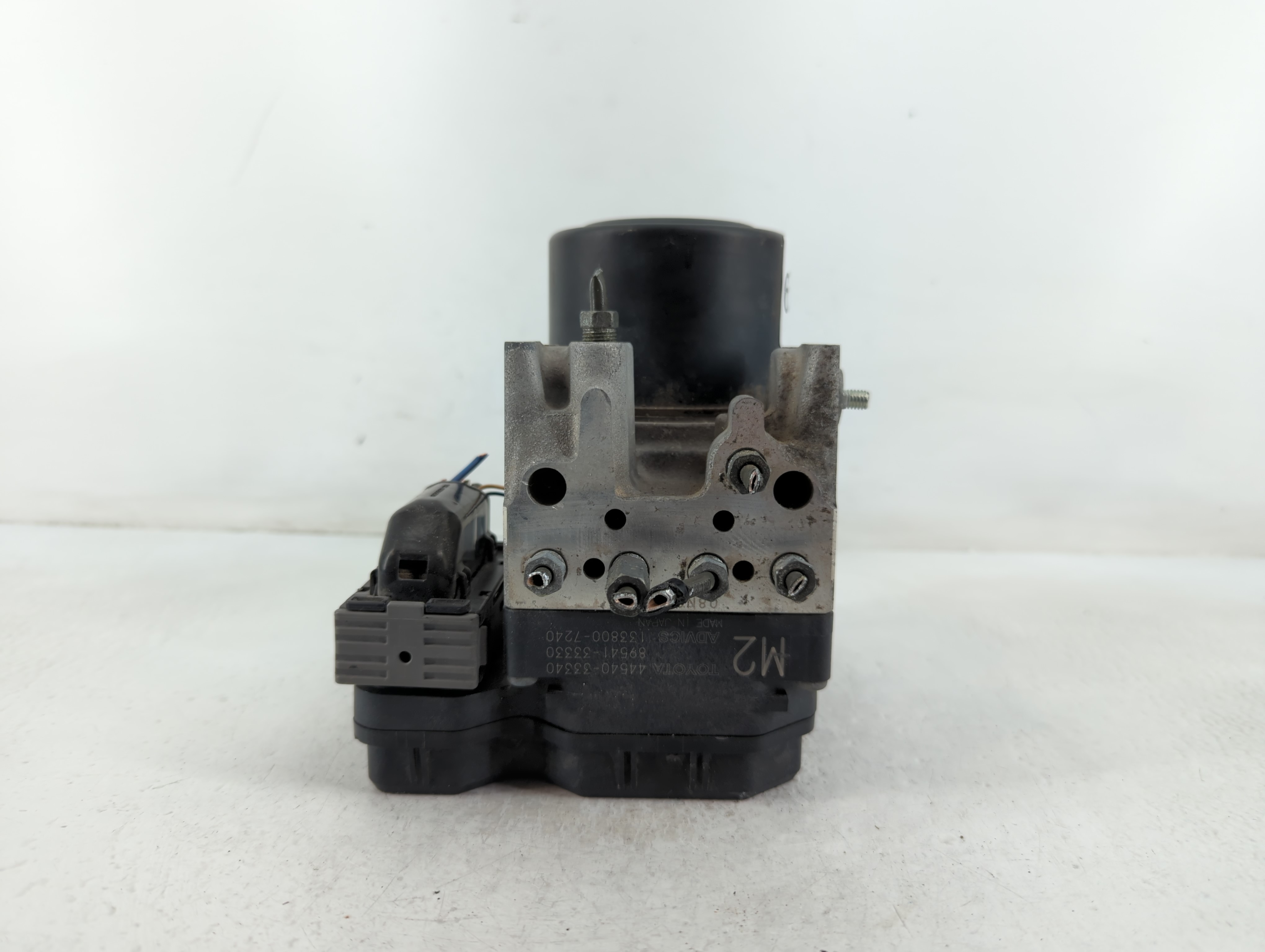 Picture of 2012-2012 Lexus Es350 Abs Pump Control Module 689430