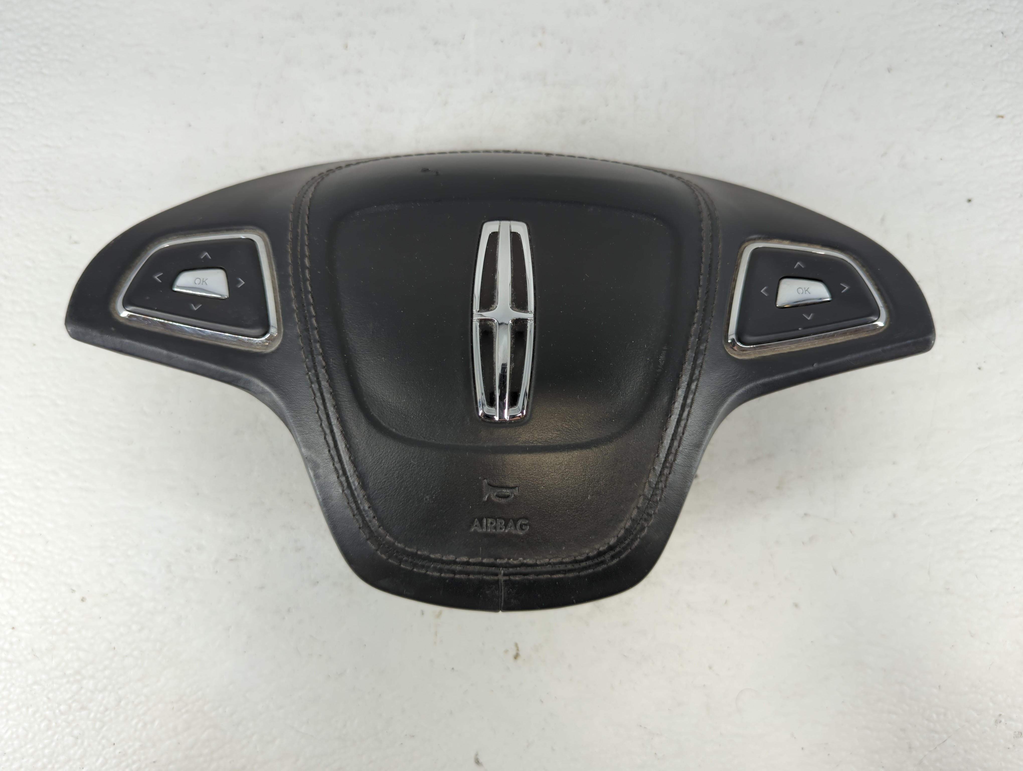 Picture of 2017-2020 Lincoln Mkz Air Bag Passenger Right Dashboard Oem 689551