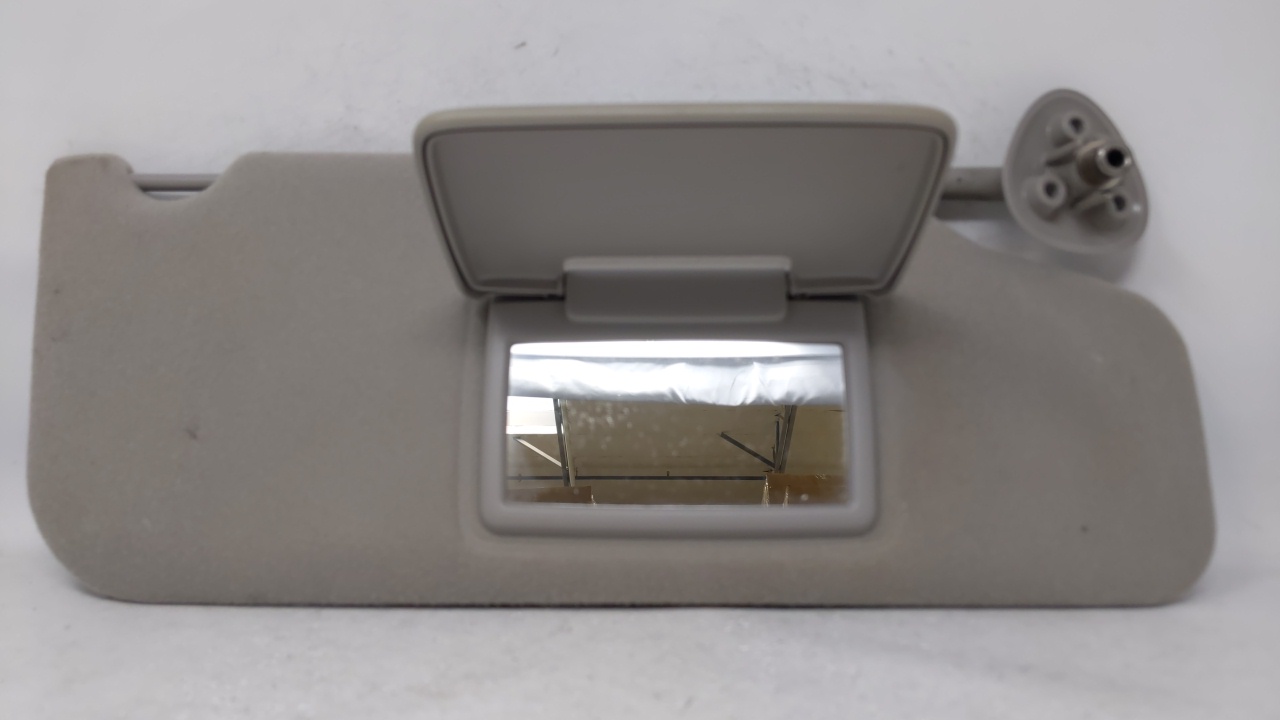 Picture of 2008-2009 Ford Taurus Passenger Right Sun Visor Sunvisor Gray 68962