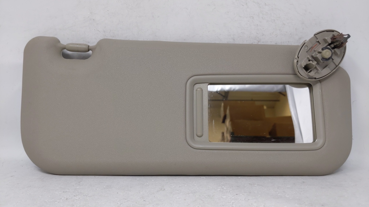 2009 Toyota Matrix Passenger Sun Visor Mirror Right Sunvisor Beige 68969 - Oemusedautoparts1.com