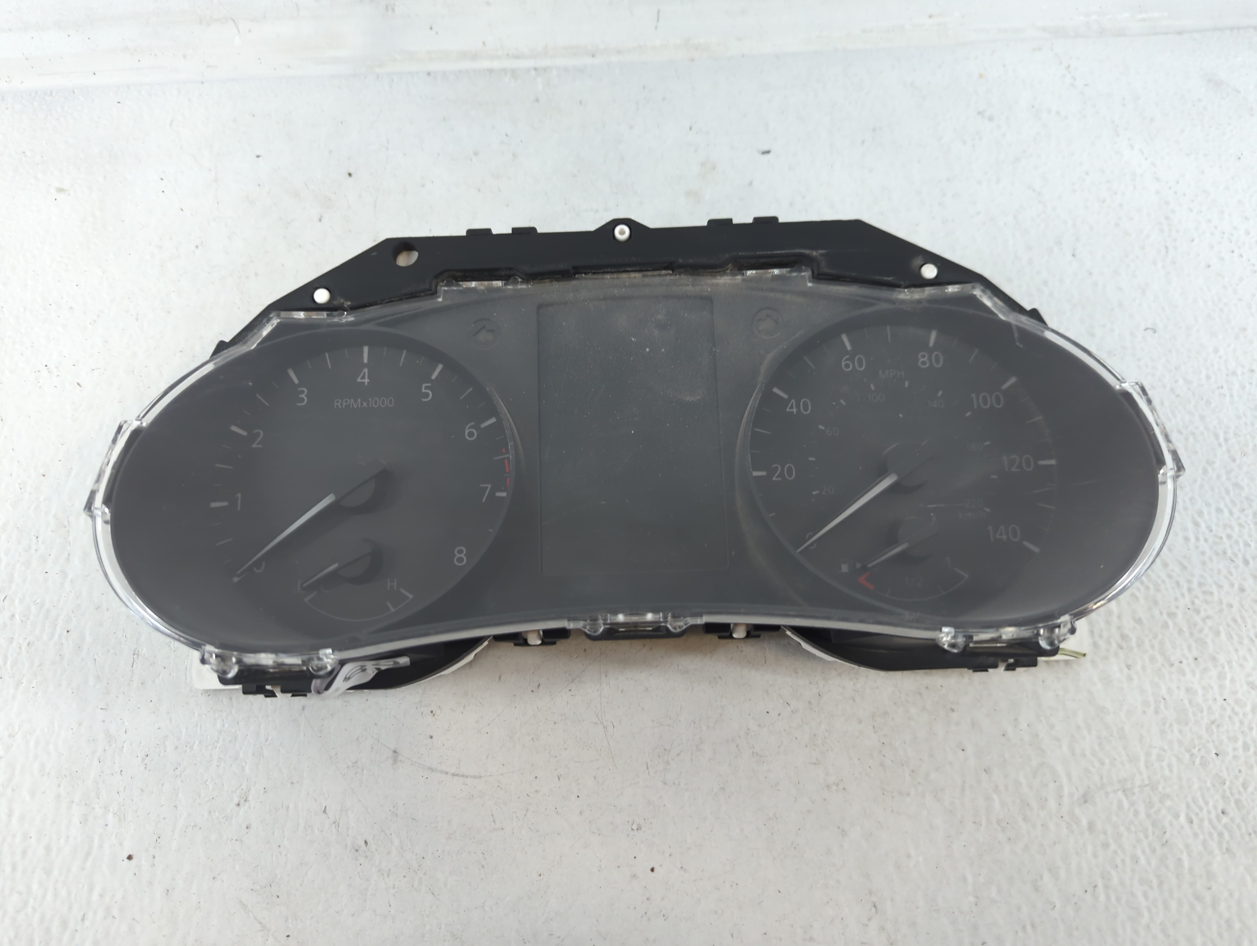 Picture of 2019-2020 Nissan Rogue Speedometer Instrument Cluster Gauges 689736
