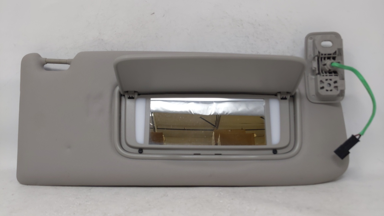2005 Volvo S40 Passenger Sun Visor Mirror Right Sunvisor Gray 68975 - Oemusedautoparts1.com