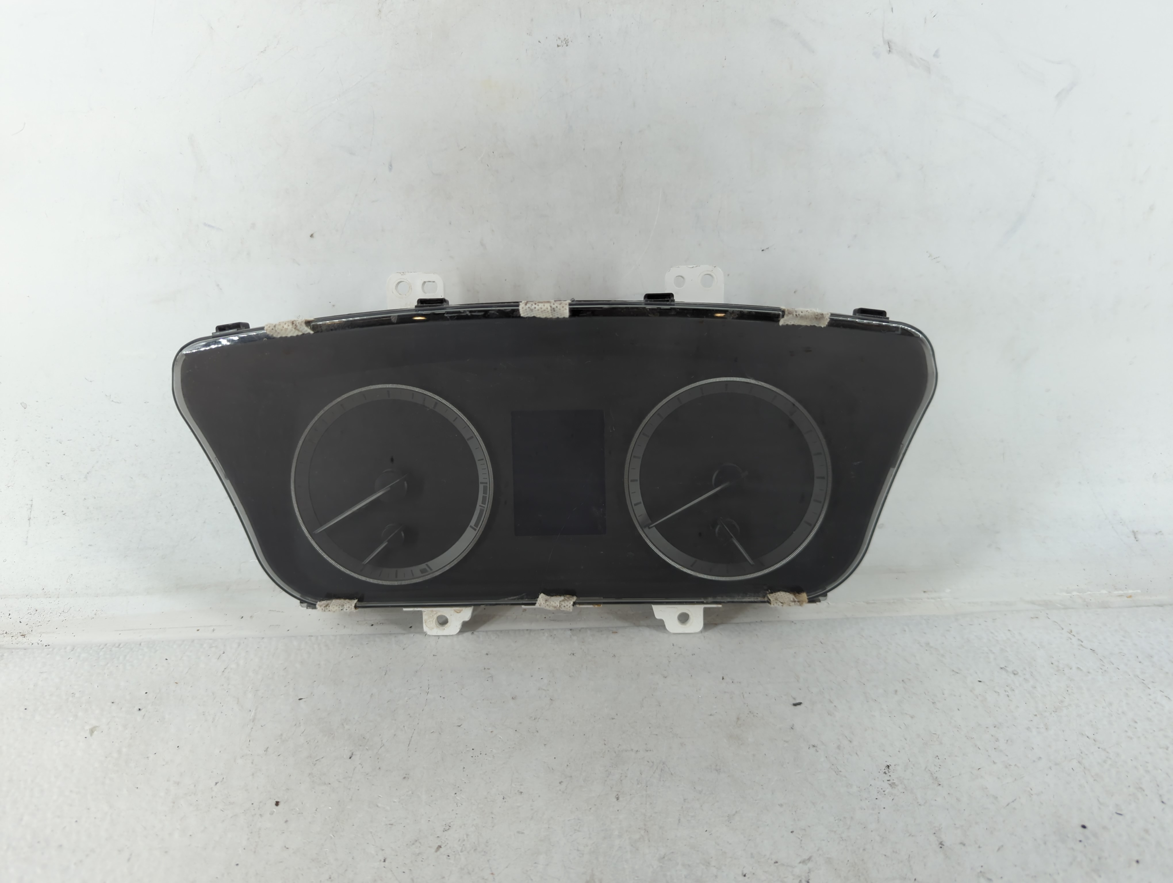 2015-2015 Hyundai Sonata Speedometer Instrument Cluster Gauges 689835 - Oemusedautoparts1.com