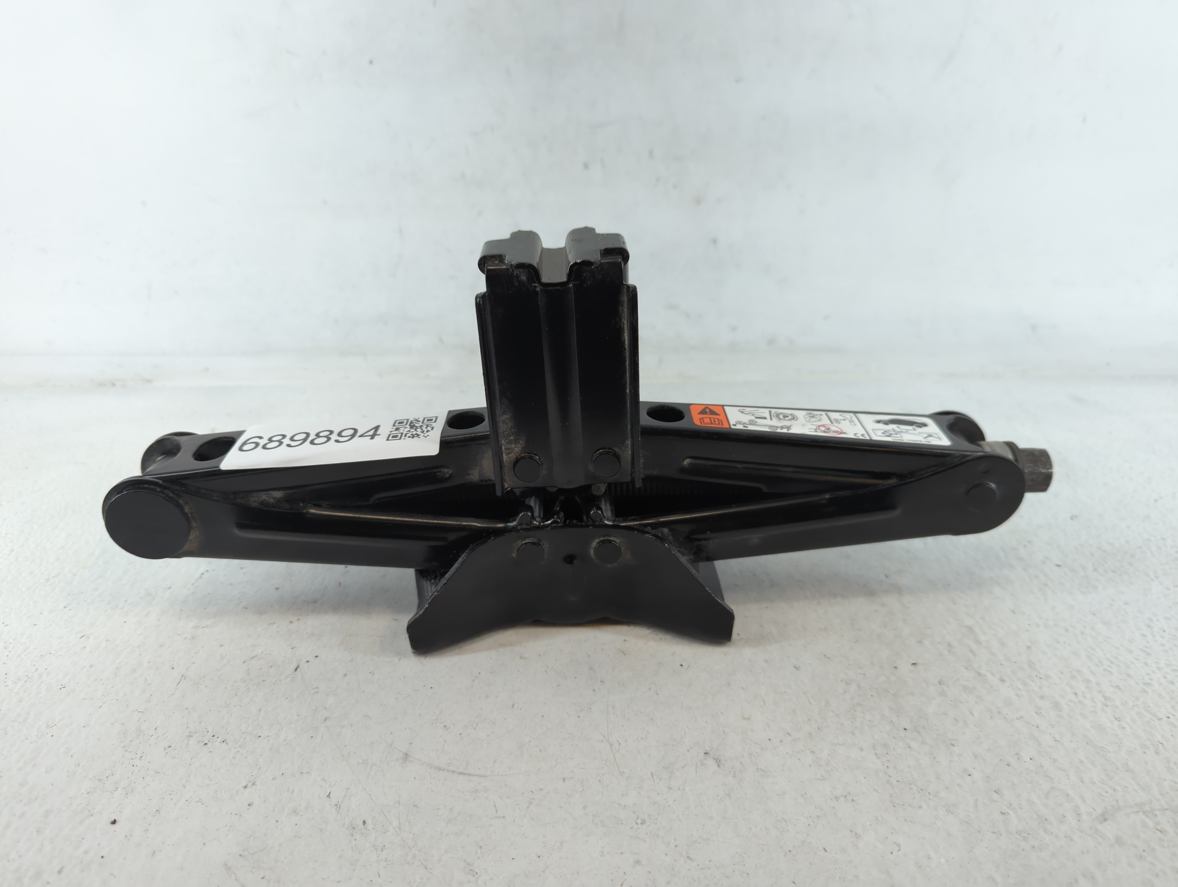 Picture of 2014 Ford Escape Spare Scissor Car Jack 689894