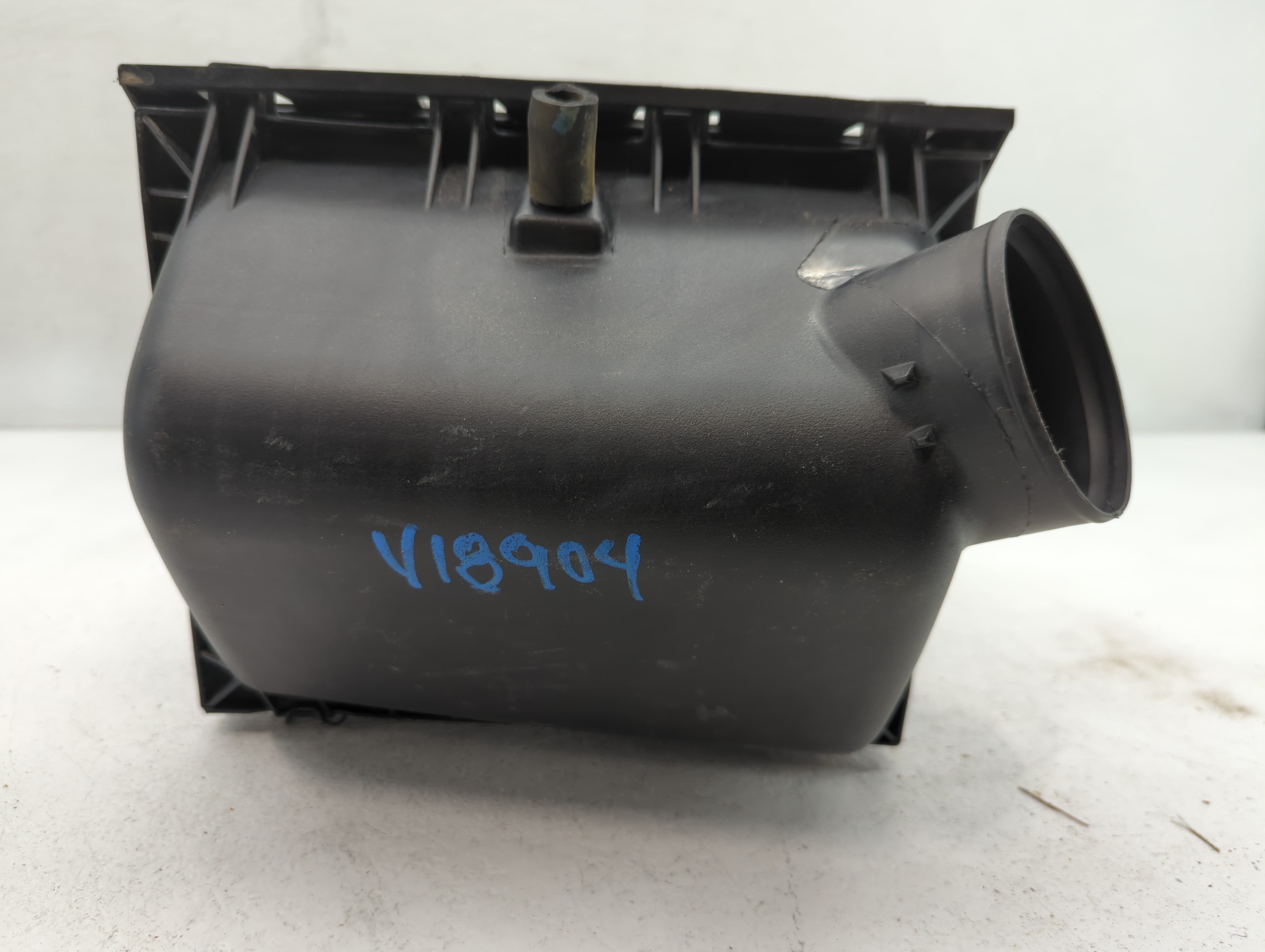 2008-2012 Jeep Liberty Air Cleaner Intake-duct Hose Tube 690179 - Oemusedautoparts1.com