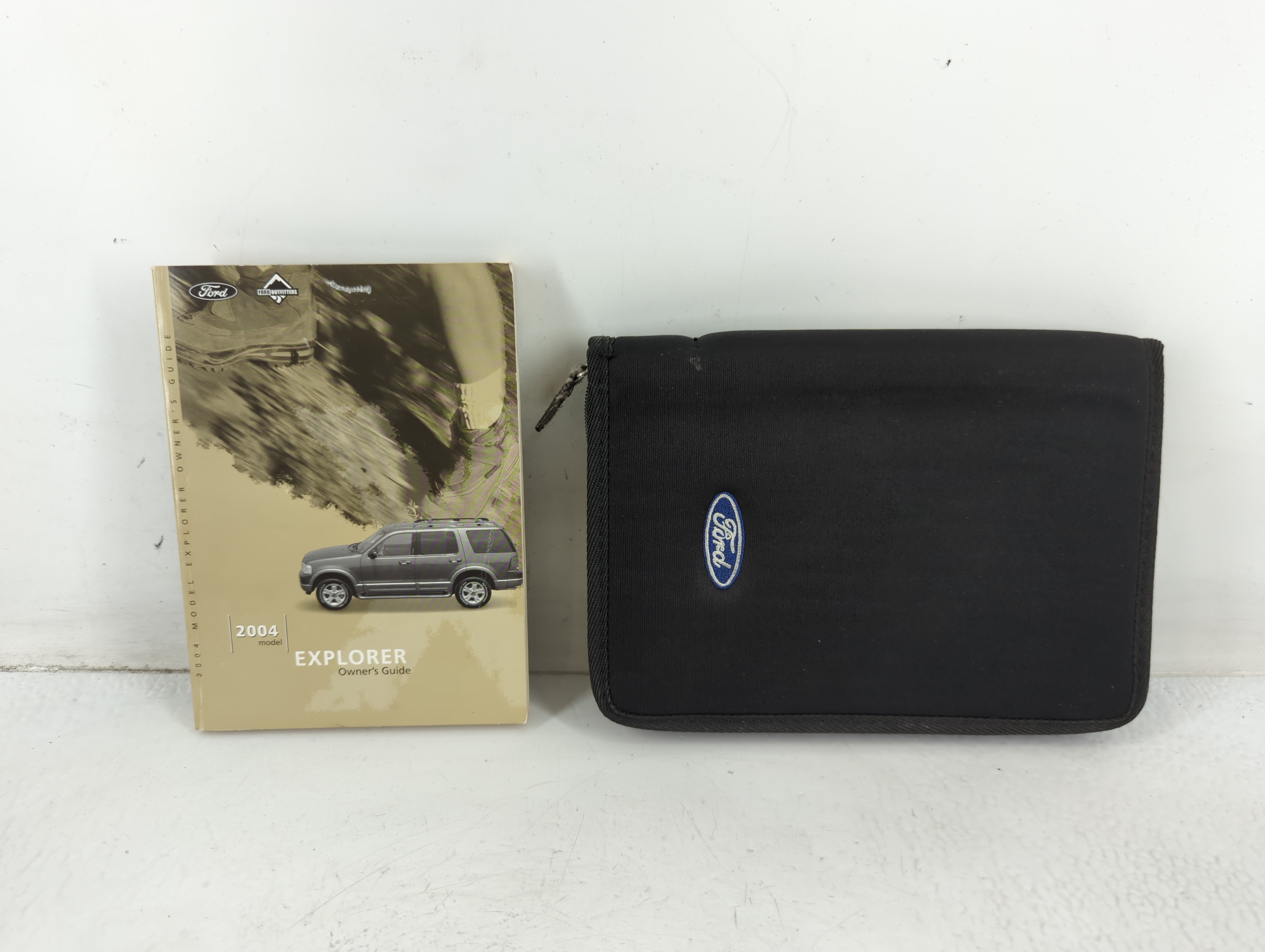 2004 Ford Explorer Owners Manual Book Guide 690580 - Oemusedautoparts1.com
