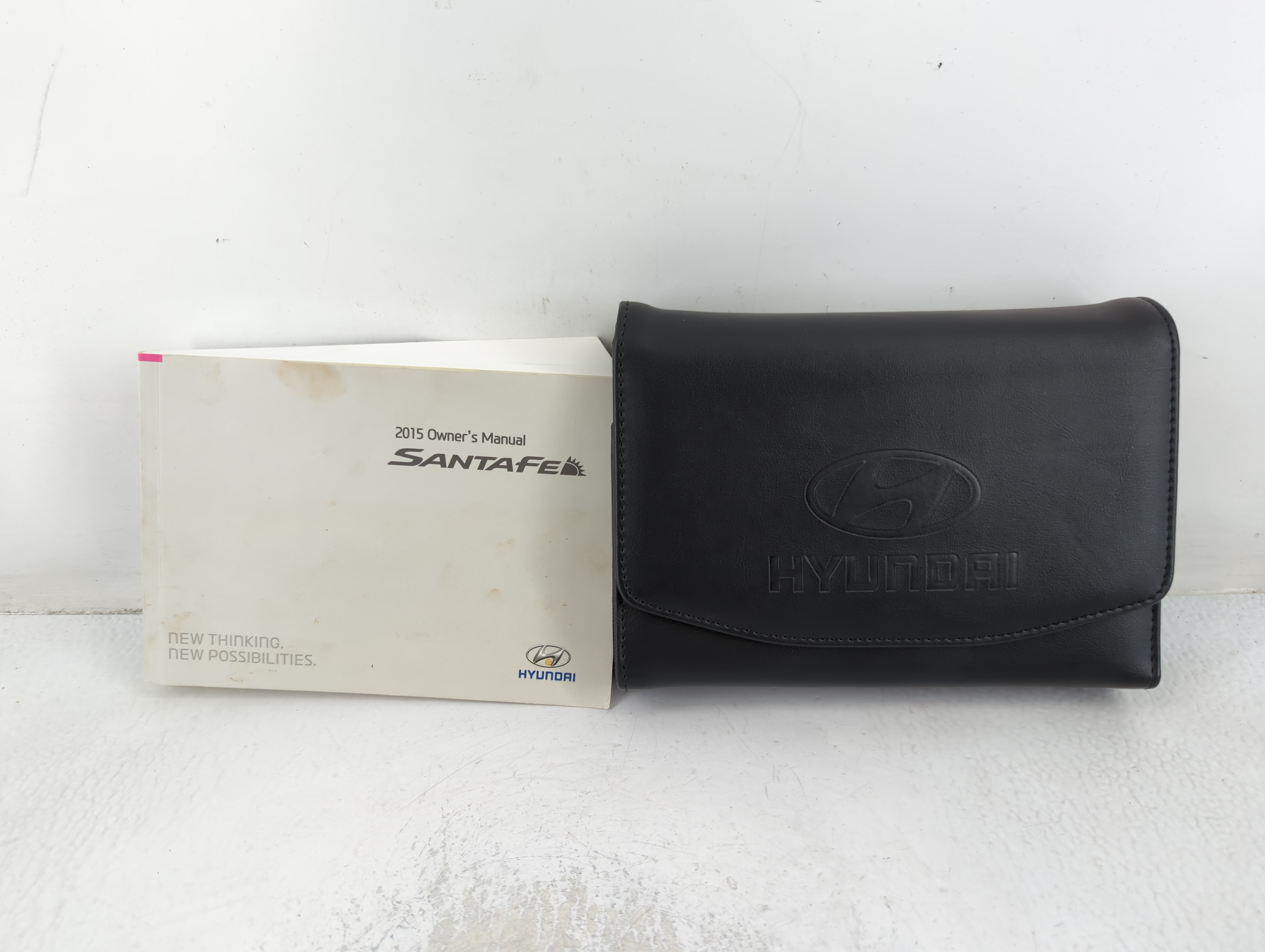 2015 Hyundai Santa Fe Owners Manual Book Guide 690623 - Oemusedautoparts1.com