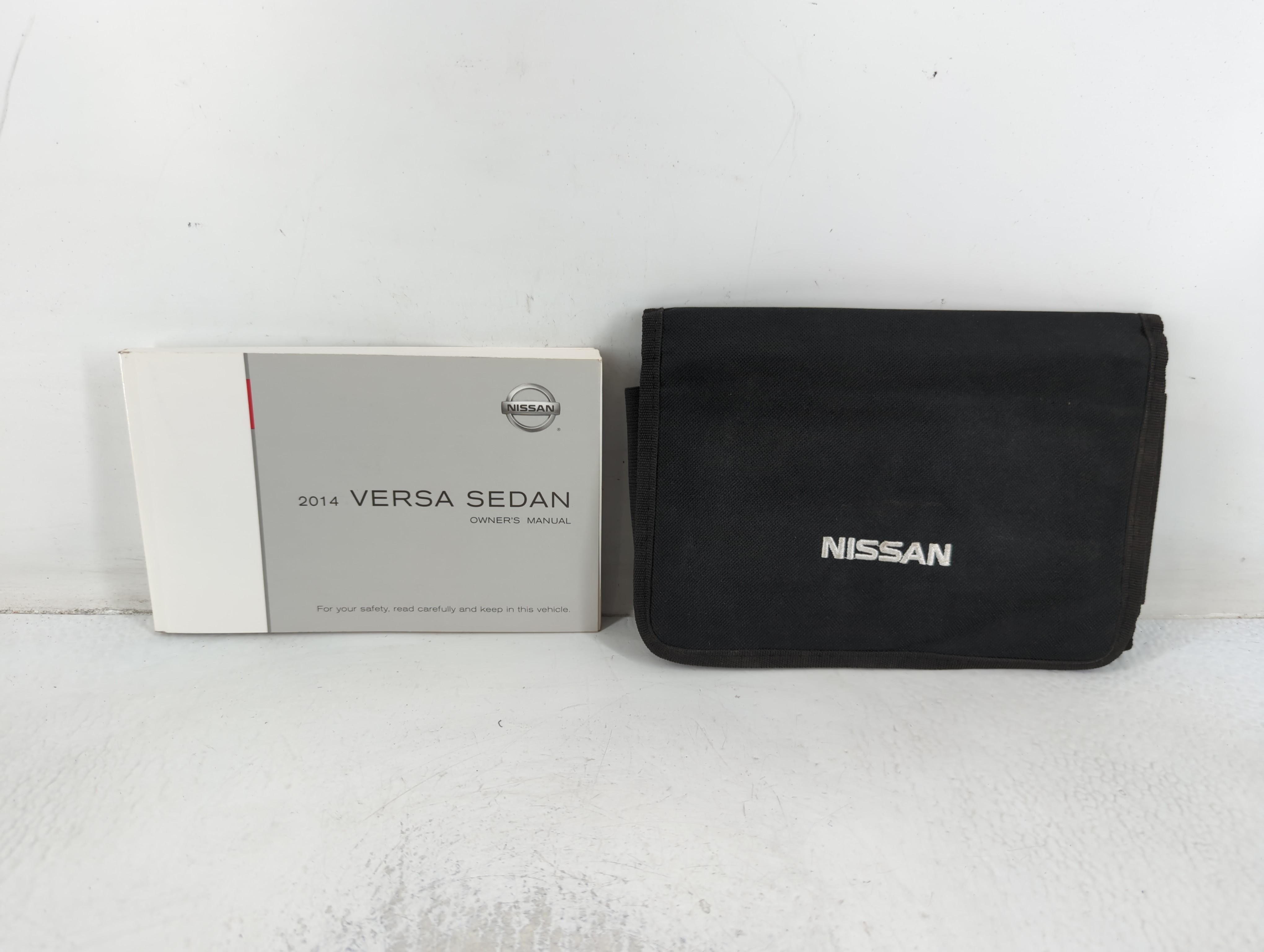 Picture of 2014 Nissan Versa Owners Manual Book Guide 690655