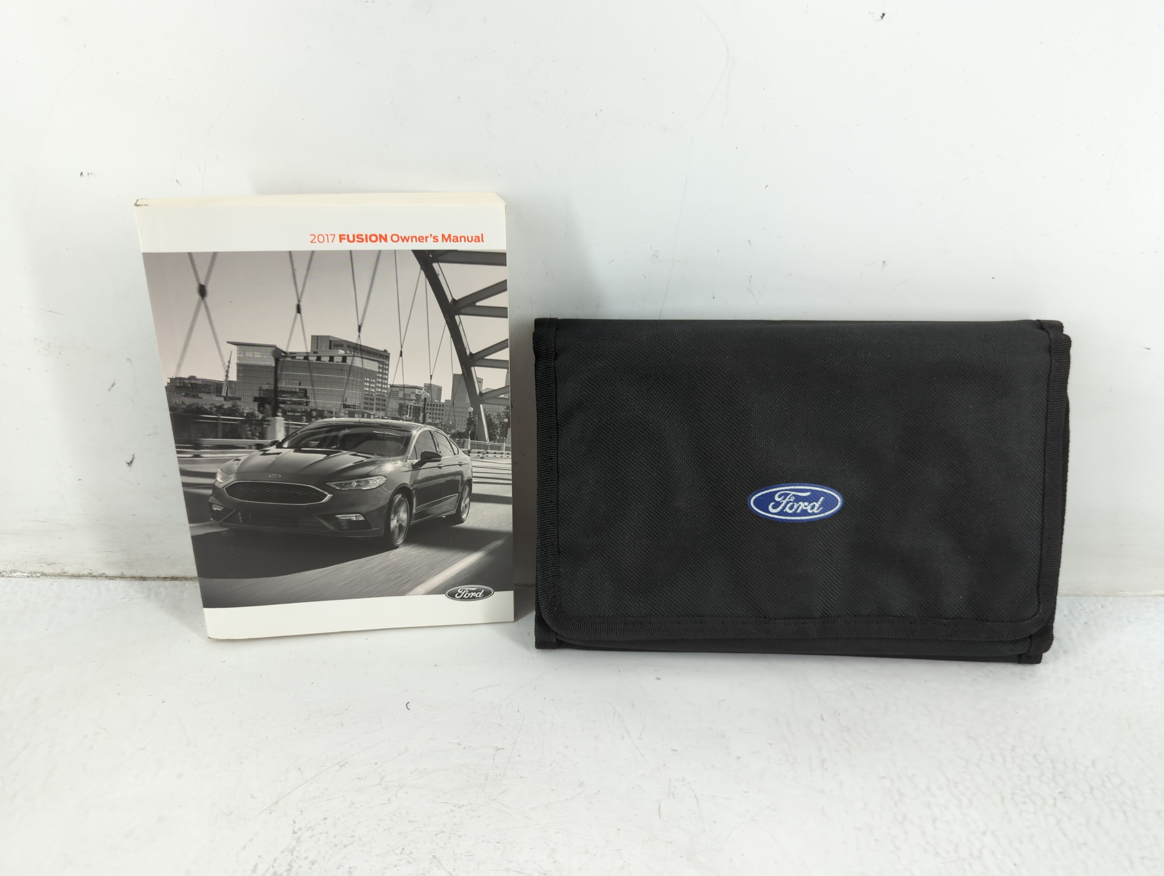 2017 Ford Fusion Owners Manual Book Guide 690658 - Oemusedautoparts1.com