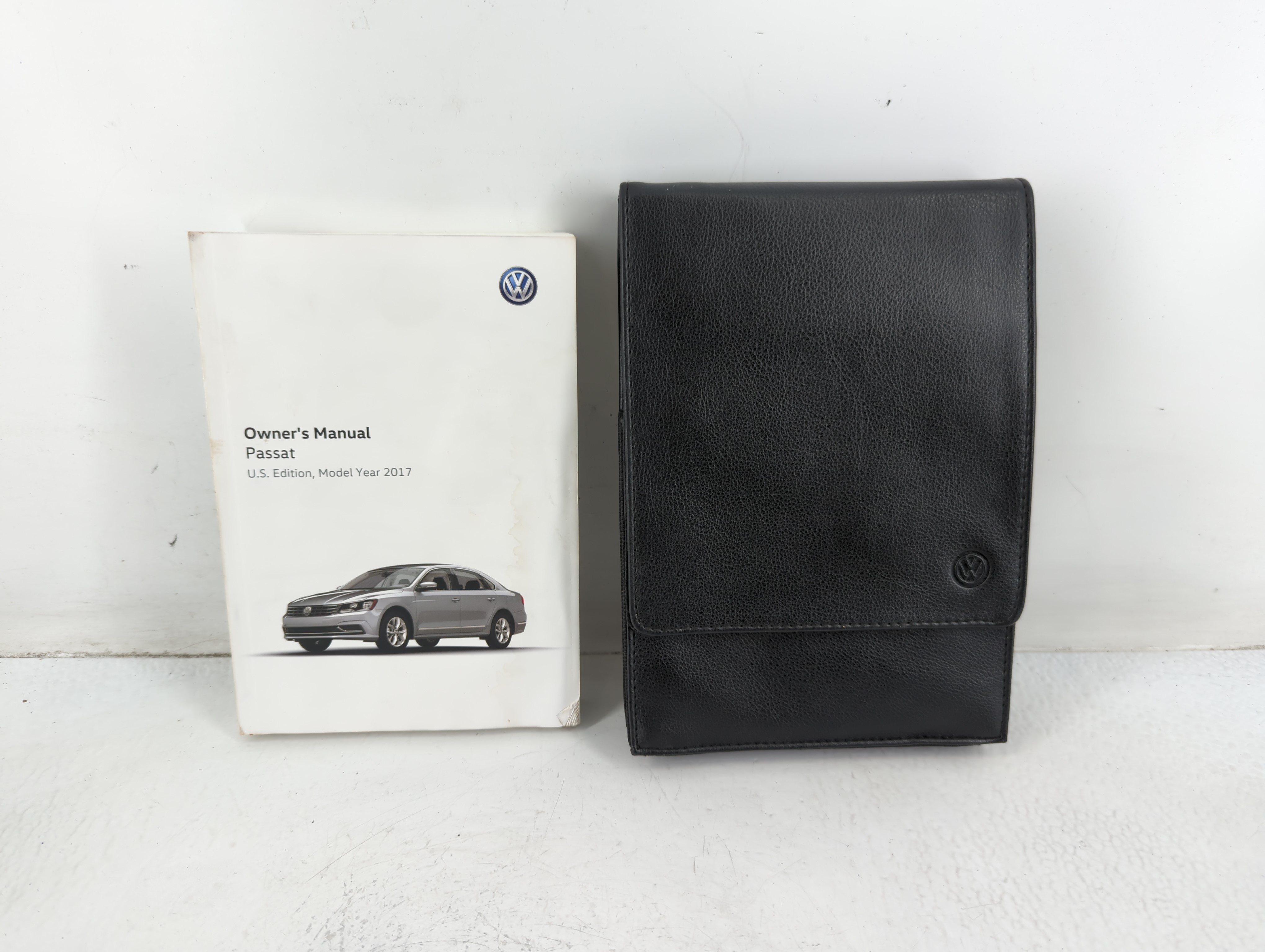 2017 Volkswagen Passat Owners Manual Book Guide 690742 - Oemusedautoparts1.com