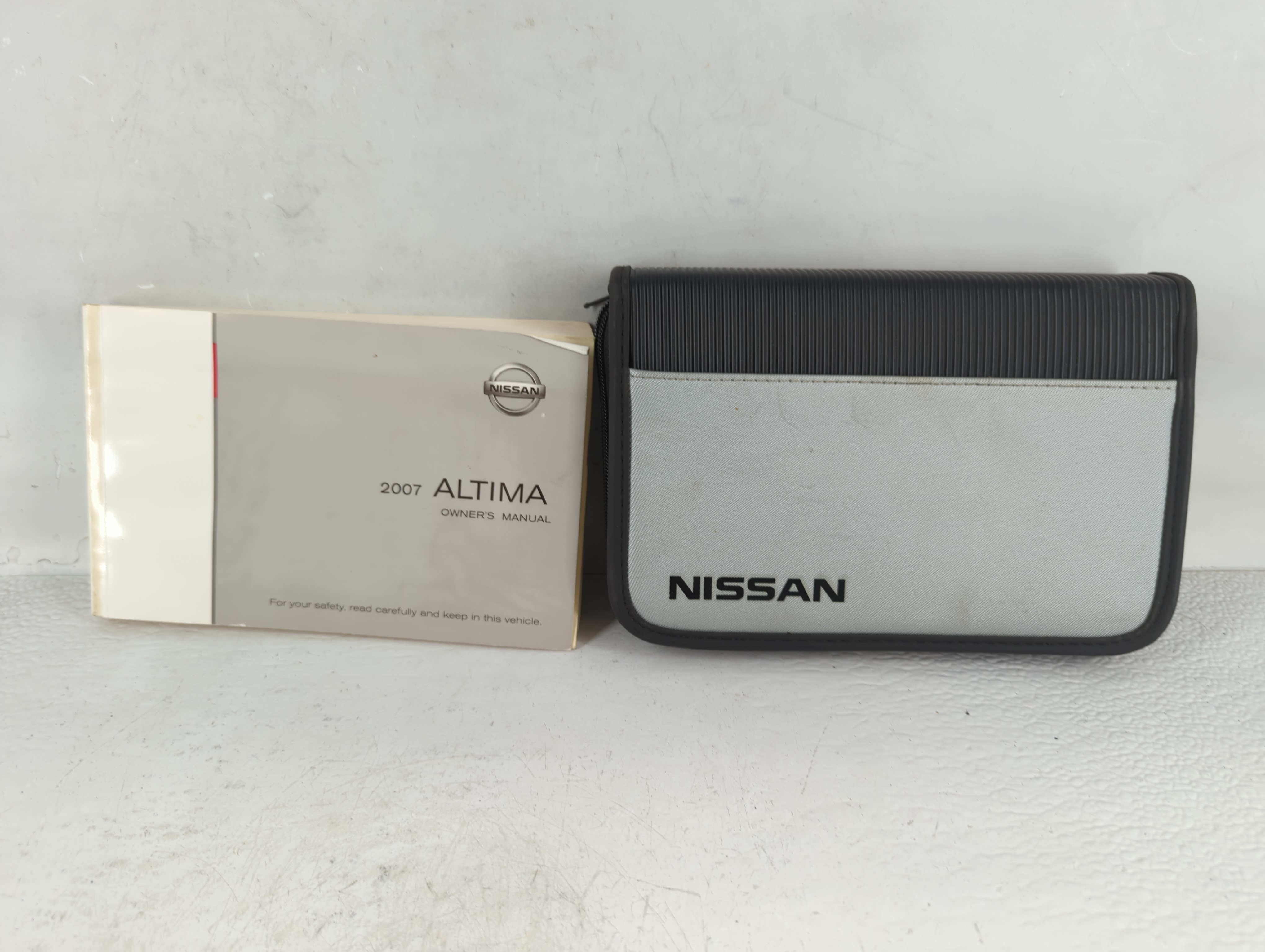 2007 Nissan Altima Owners Manual Book Guide 690818 - Oemusedautoparts1.com