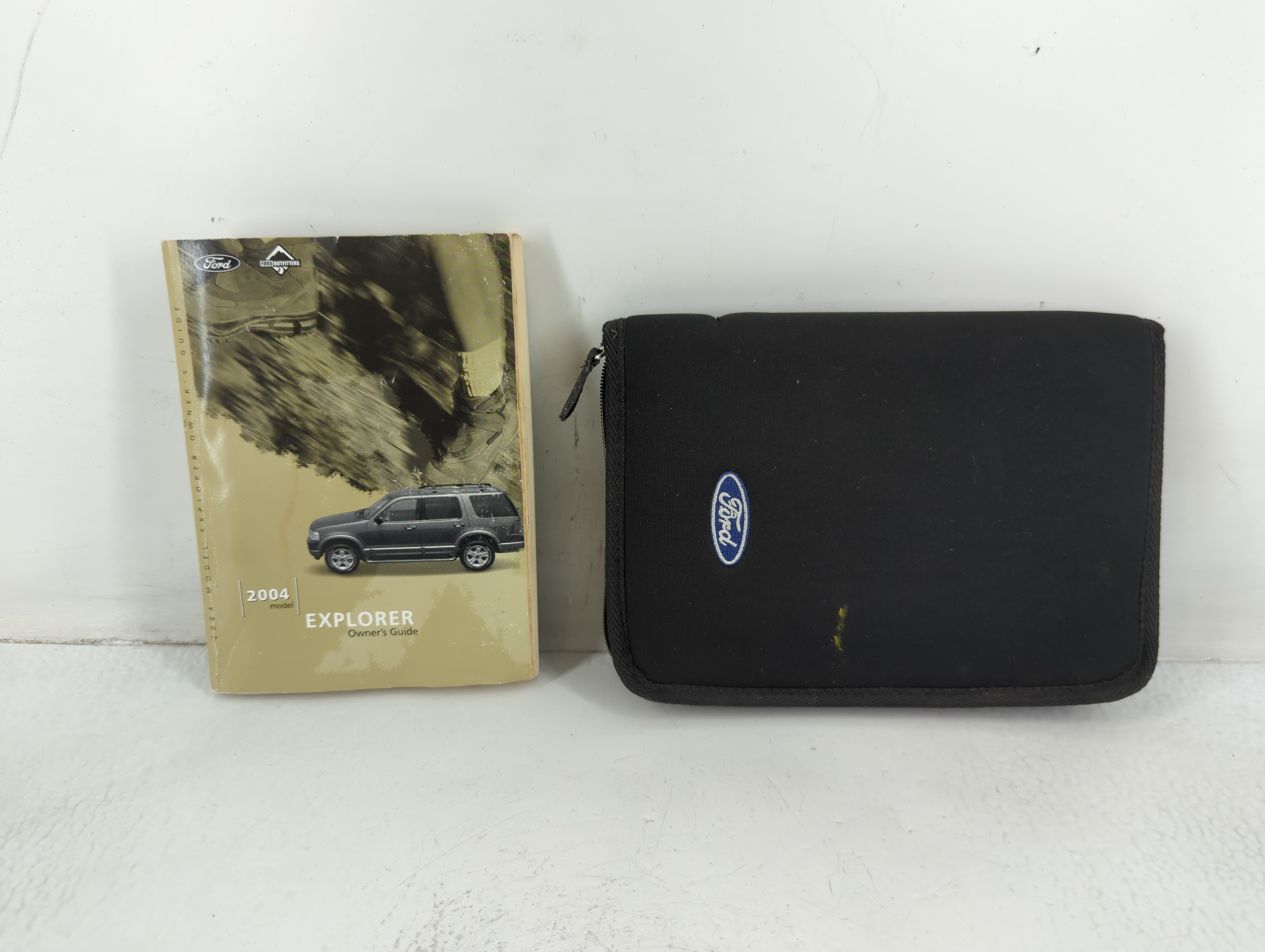 2004 Ford Explorer Owners Manual Book Guide 691002 - Oemusedautoparts1.com