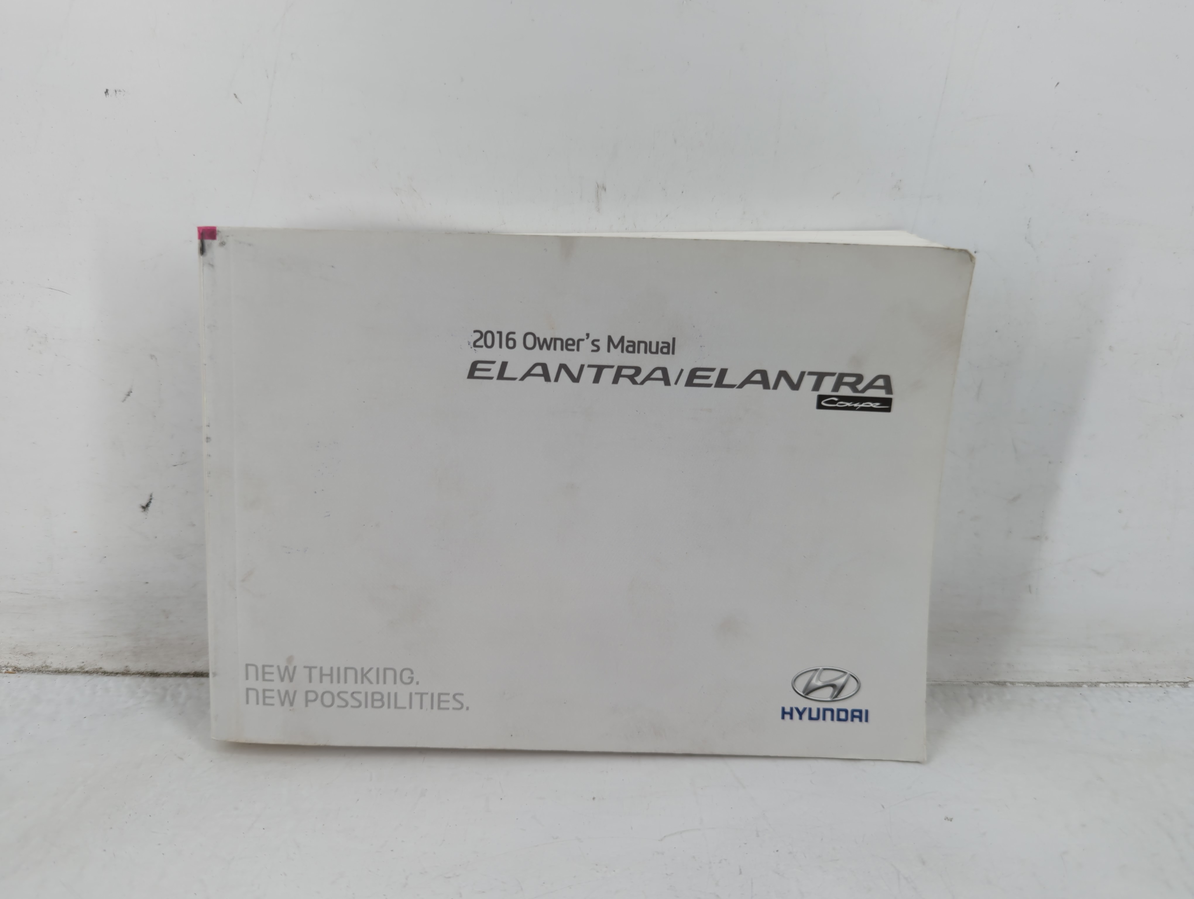 Picture of 2016 Hyundai Elantra Owners Manual Book Guide 691008