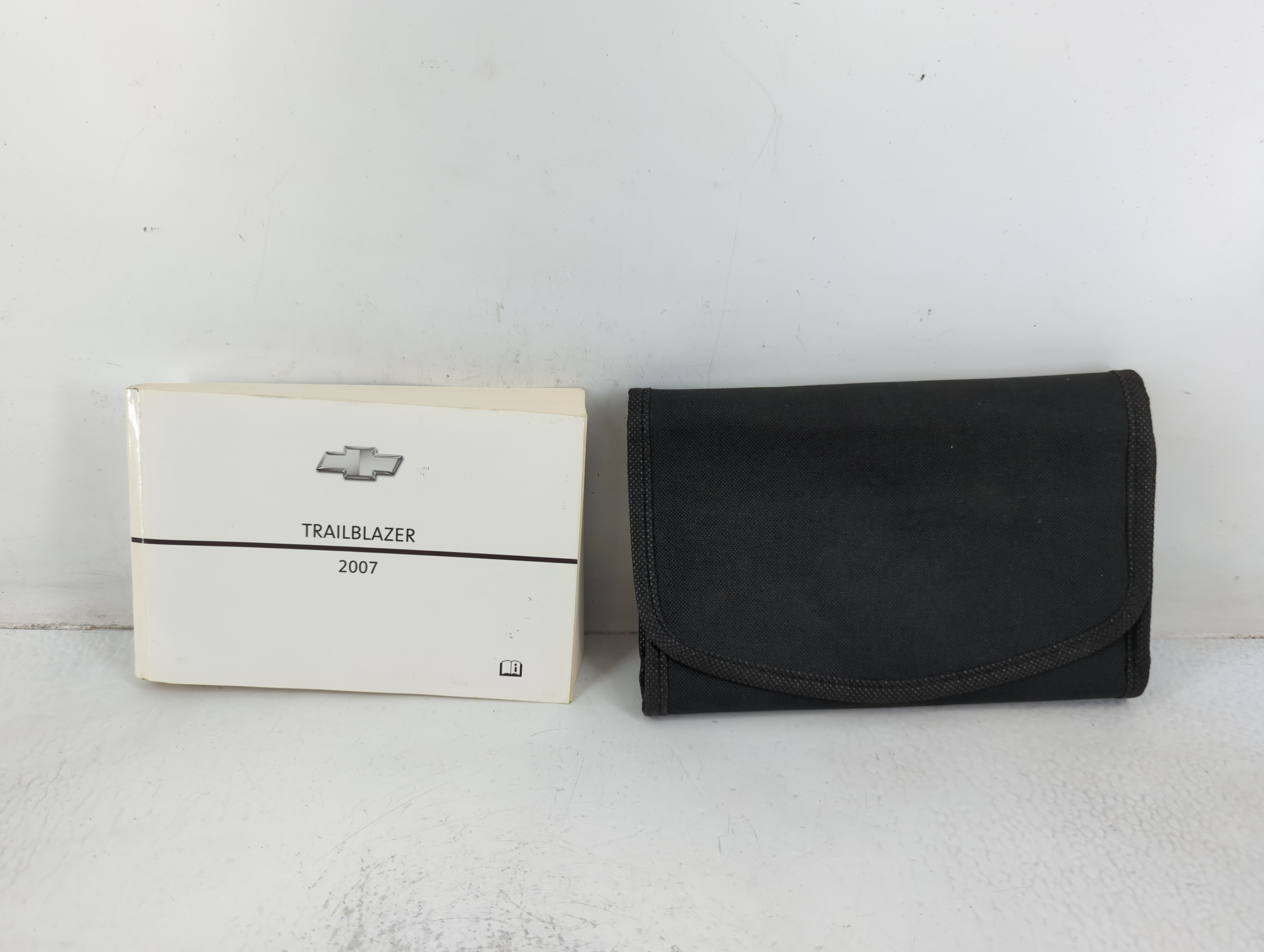 2007 Chevrolet Trailblazer Owners Manual Book Guide 691009 - Oemusedautoparts1.com