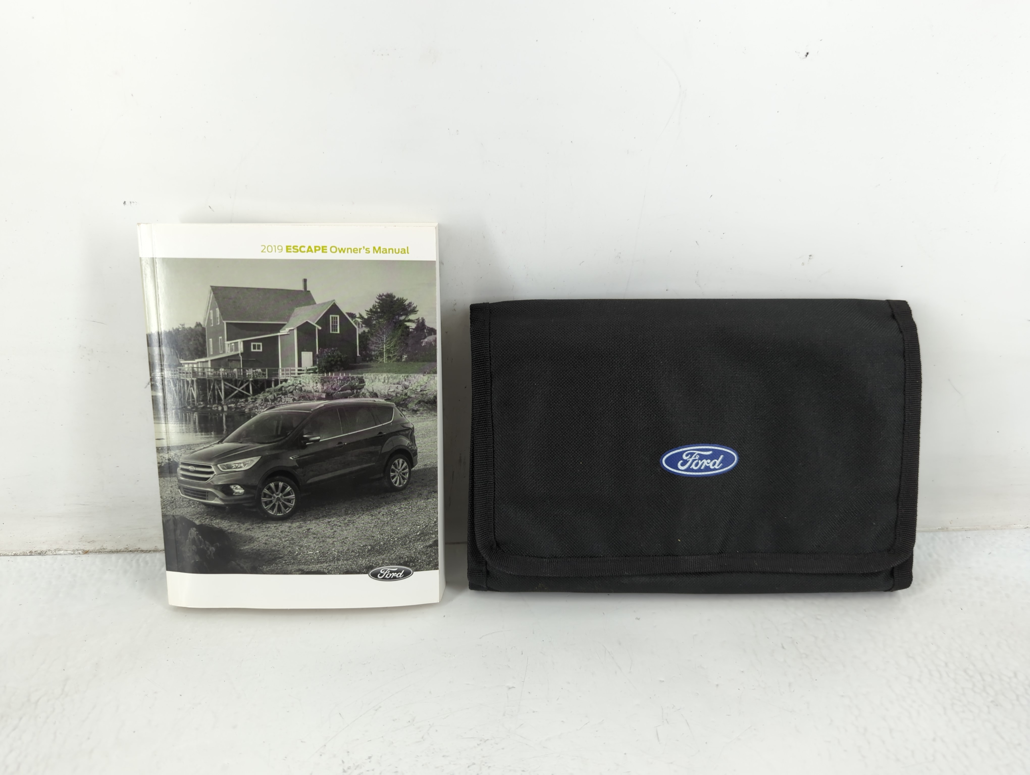 Picture of 2019 Ford Escape Owners Manual Book Guide 691021