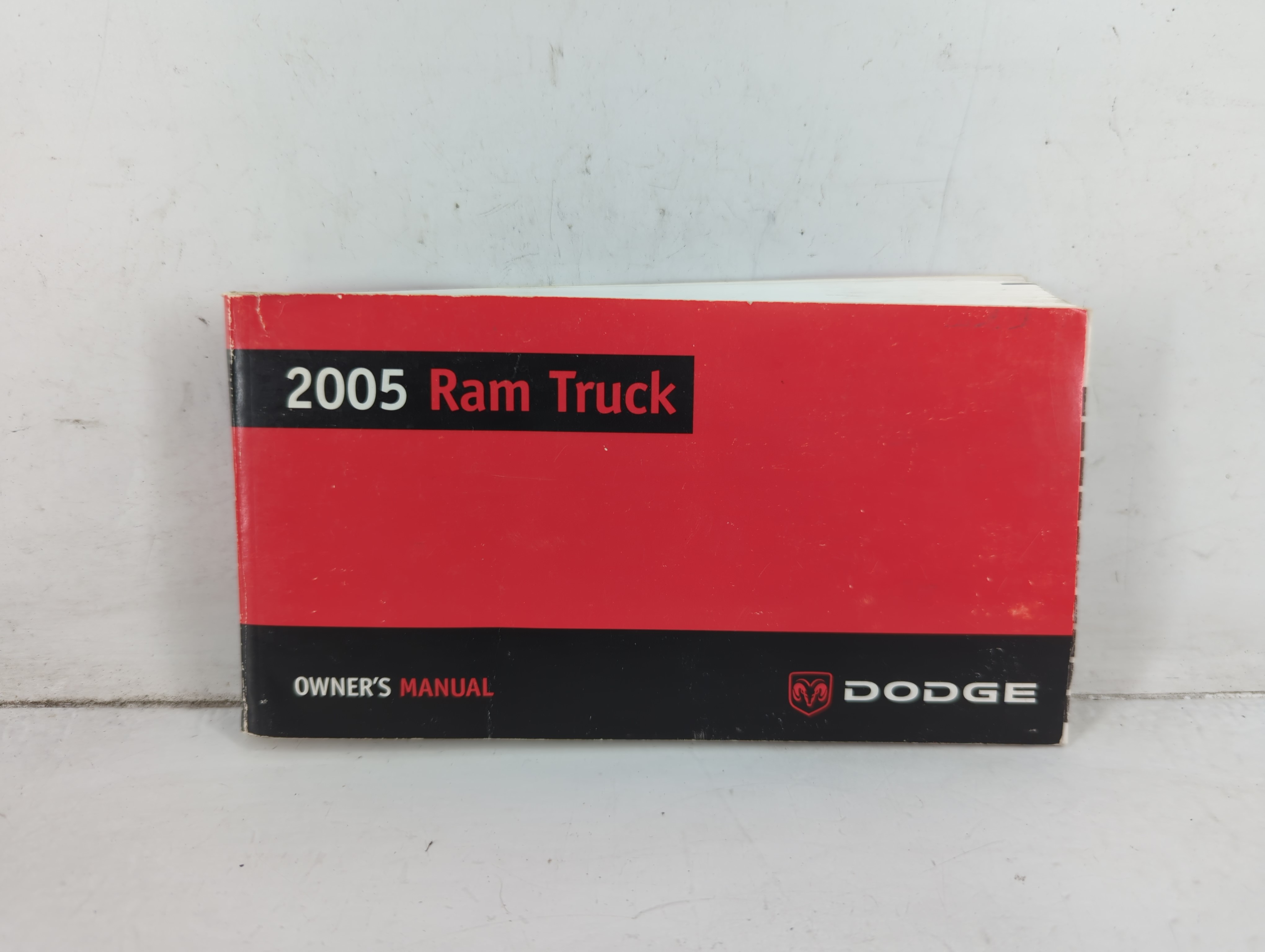 Picture of 2005 Dodge Ram 1500 Owners Manual Book Guide 691051