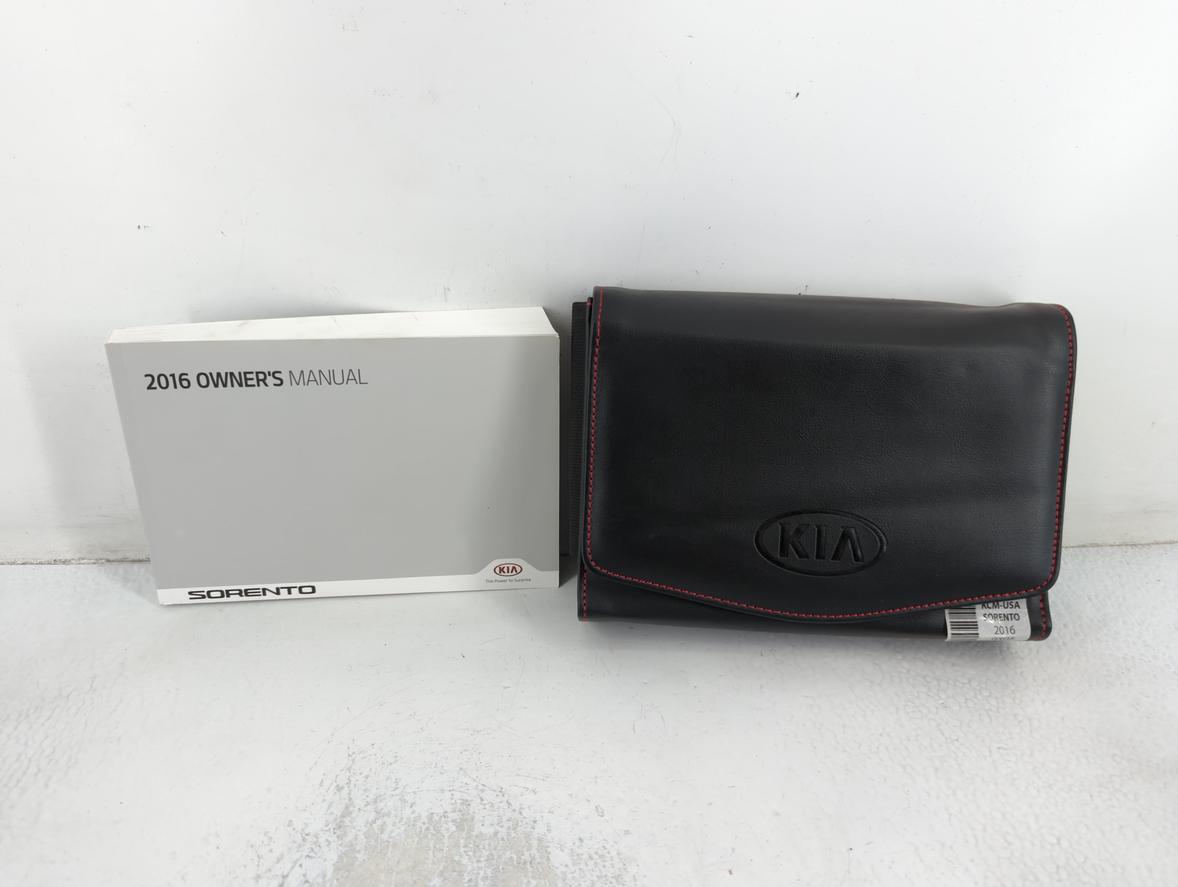 2016 Kia Sorento Owners Manual Book Guide 691084 - Oemusedautoparts1.com
