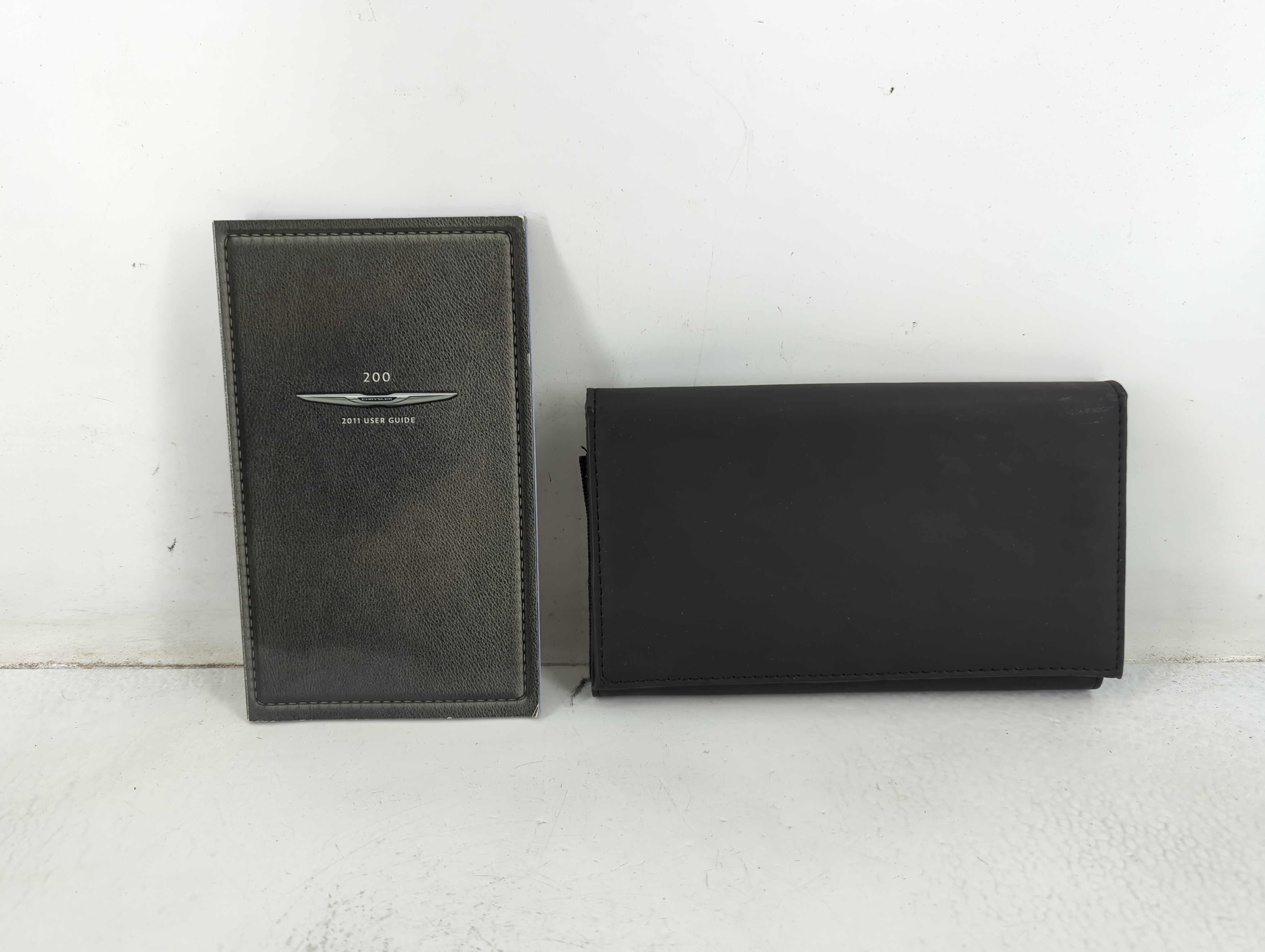 2011 Chrysler 200 Owners Manual Book Guide 691153 - Oemusedautoparts1.com