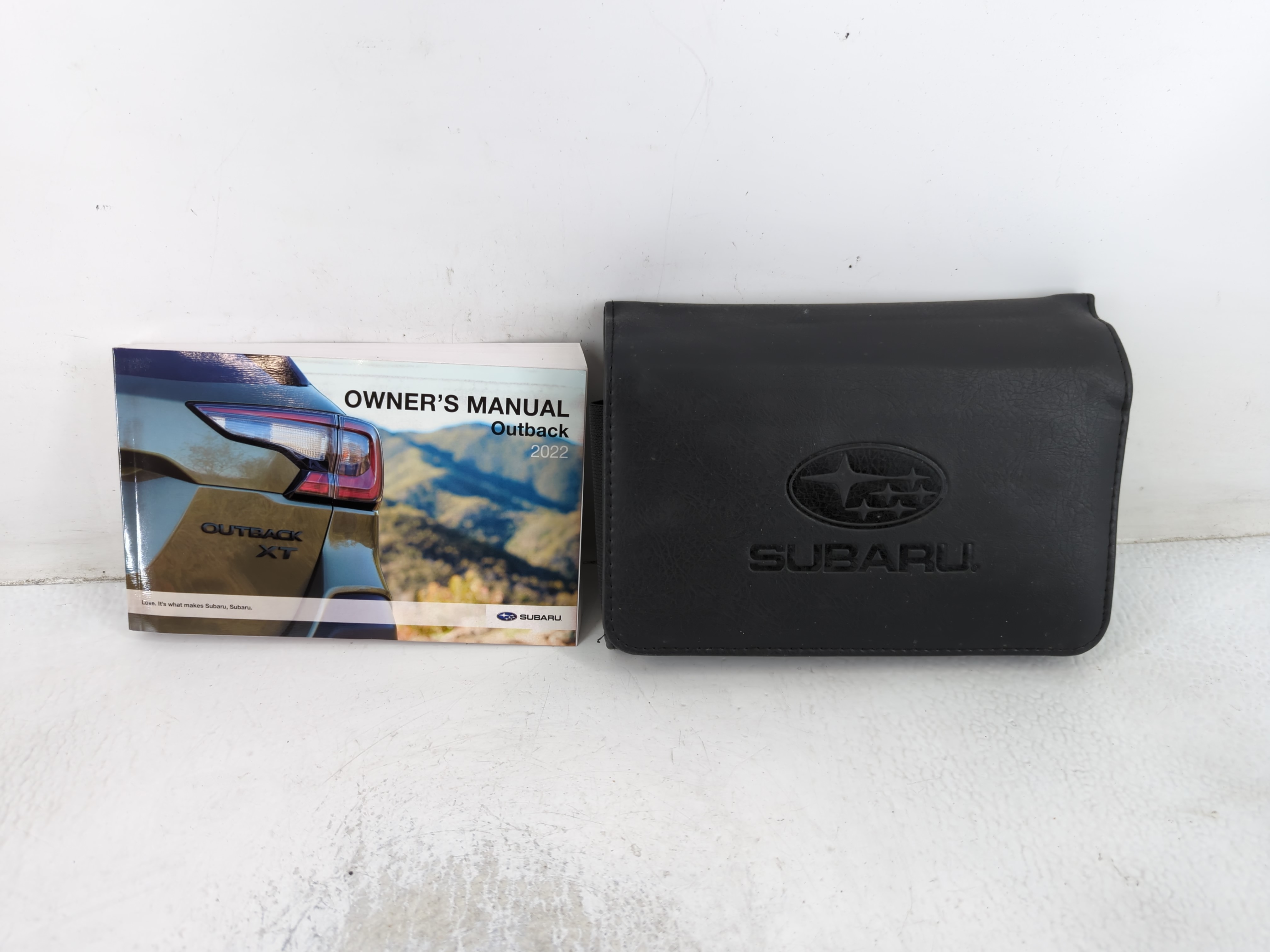 2022 Subaru Outback Owners Manual Book Guide 691181 - Oemusedautoparts1.com
