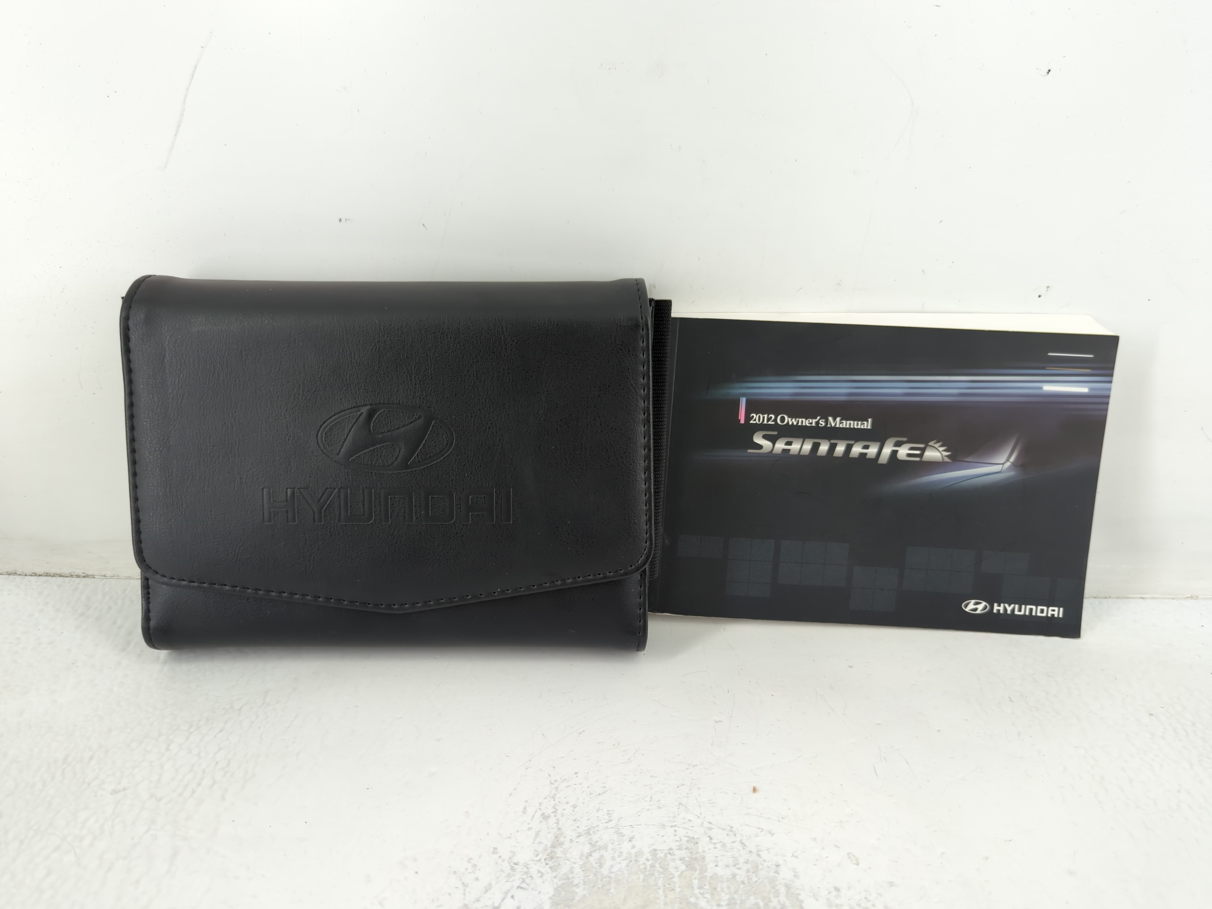 2012 Hyundai Santa Fe Owners Manual Book Guide 691191 - Oemusedautoparts1.com
