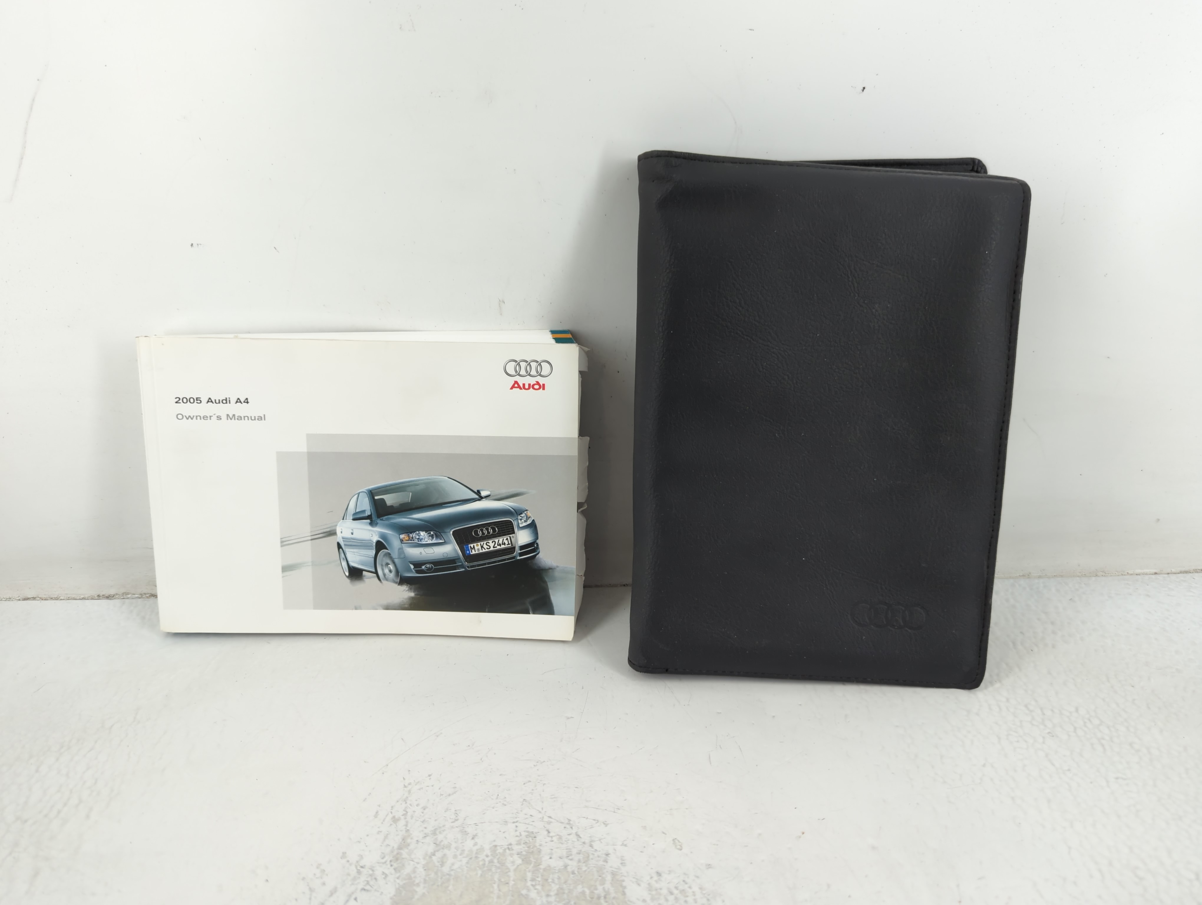 2005 Audi A4 Owners Manual Book Guide 691198 - Oemusedautoparts1.com