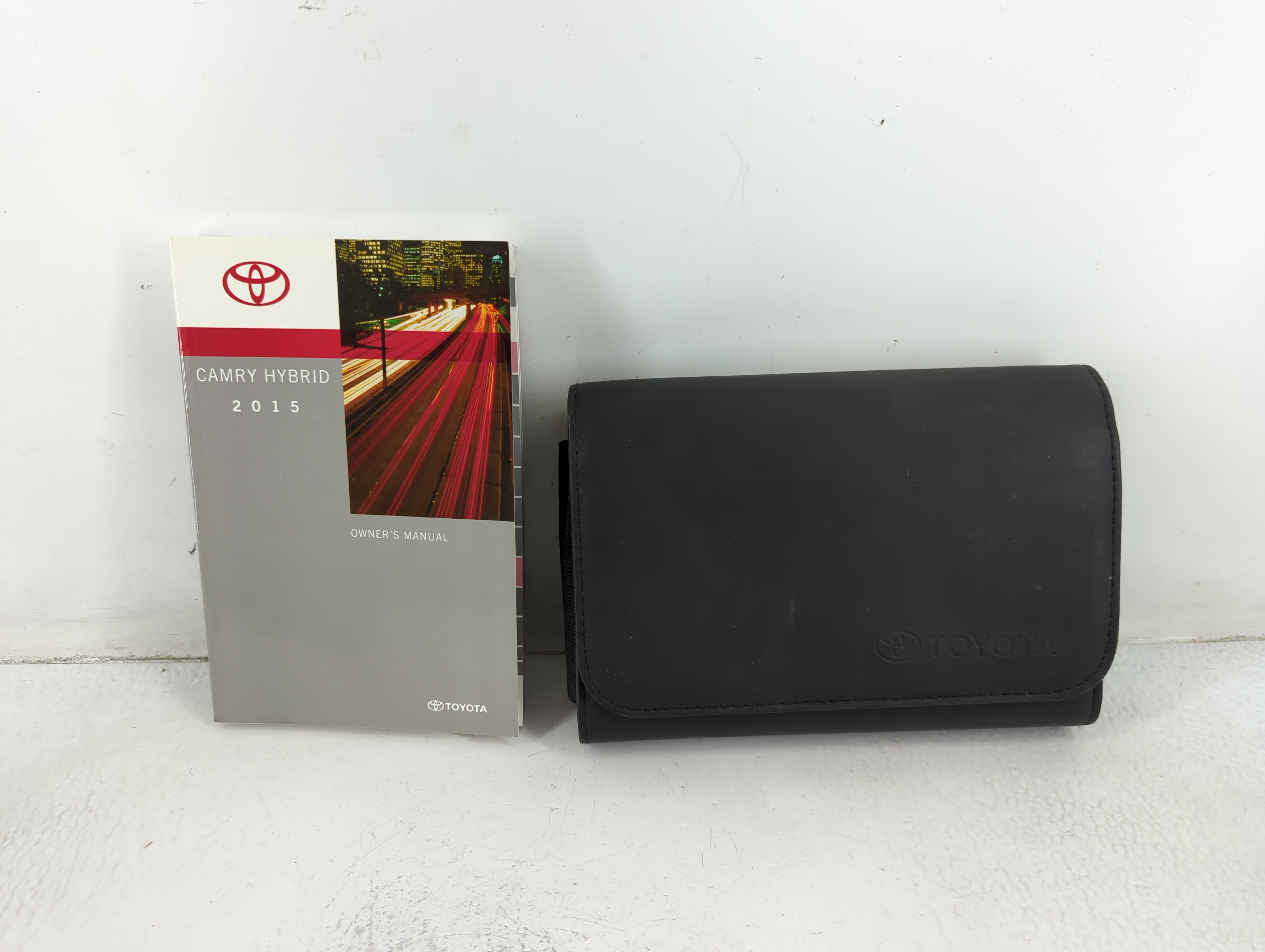 2015 Toyota Camry Owners Manual Book Guide 691266 - Oemusedautoparts1.com