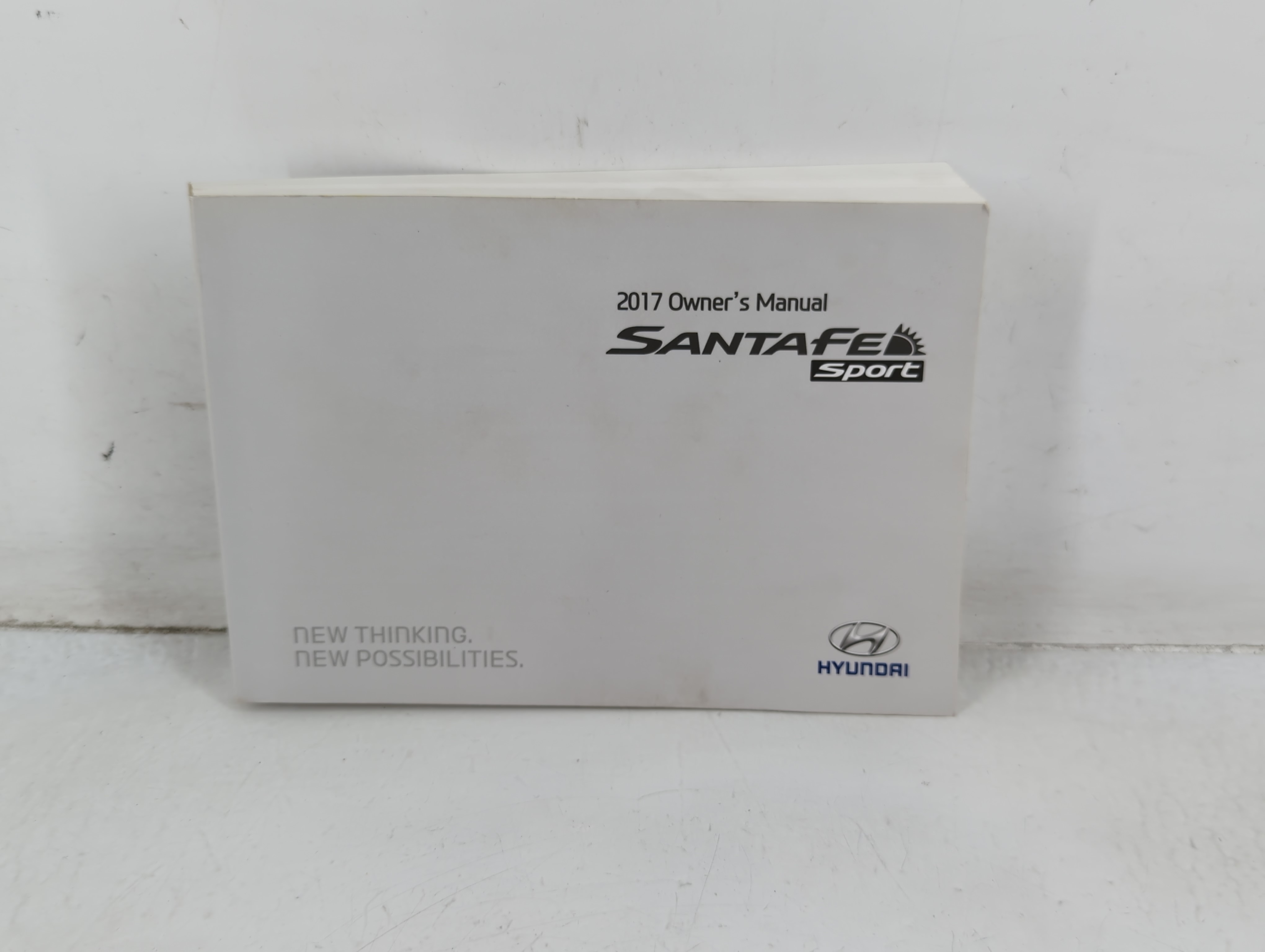 2017 Hyundai Santa Fe Owners Manual Book Guide 691302 - Oemusedautoparts1.com