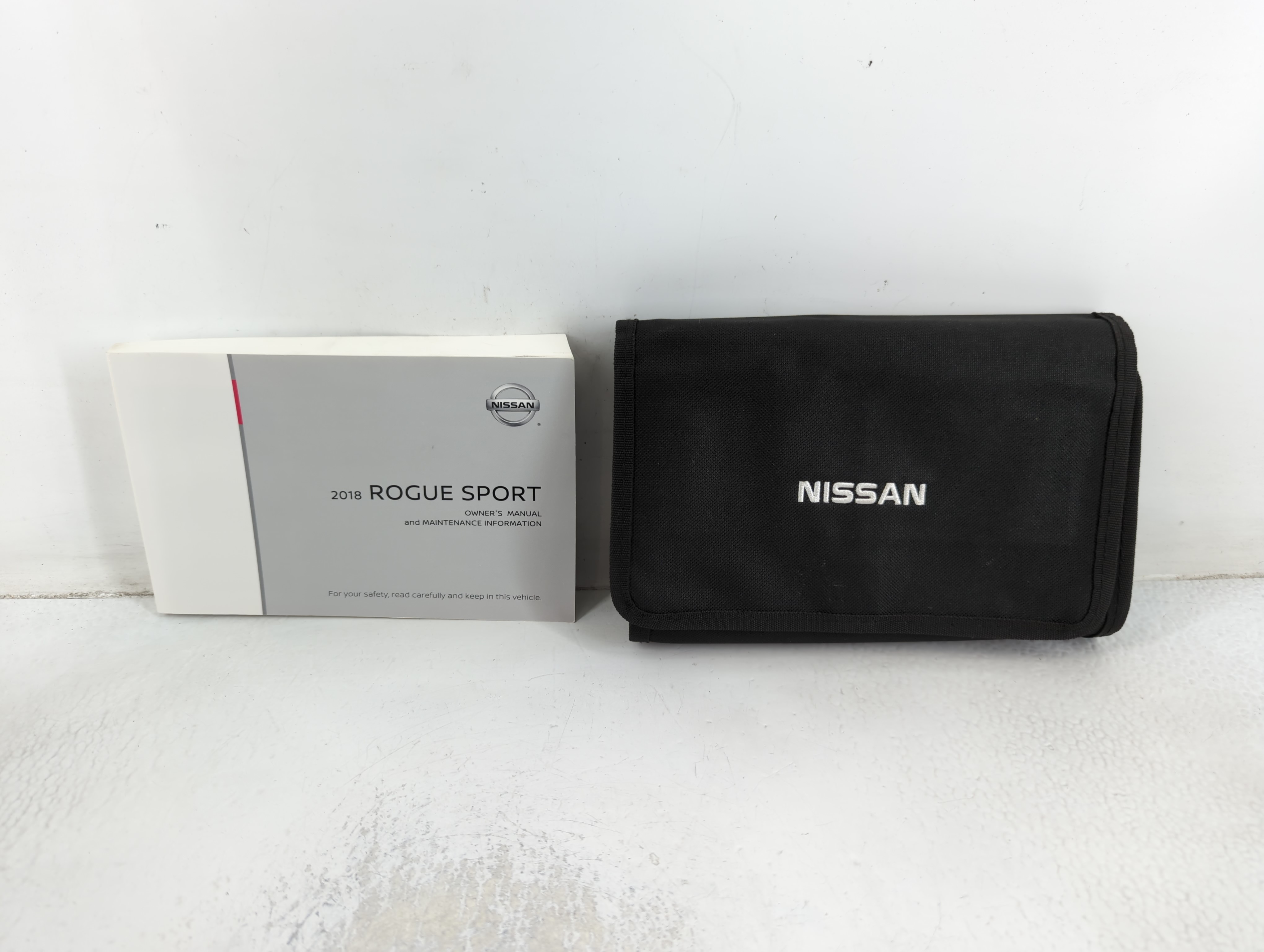 2017 Nissan Rogue Sport Owners Manual Book Guide 691319 - Oemusedautoparts1.com