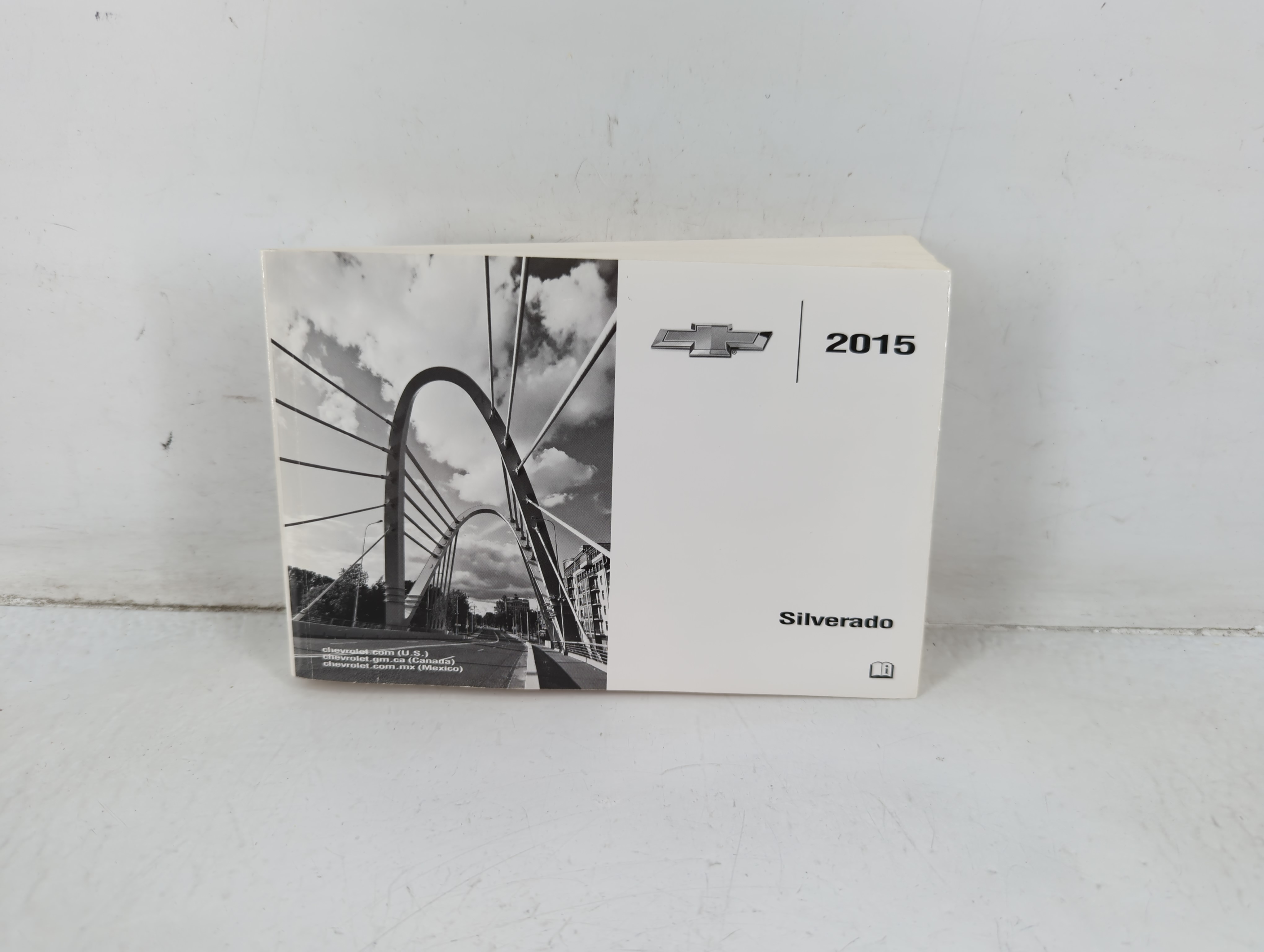 2015 Chevrolet Silverado Owners Manual Book Guide 691343 - Oemusedautoparts1.com