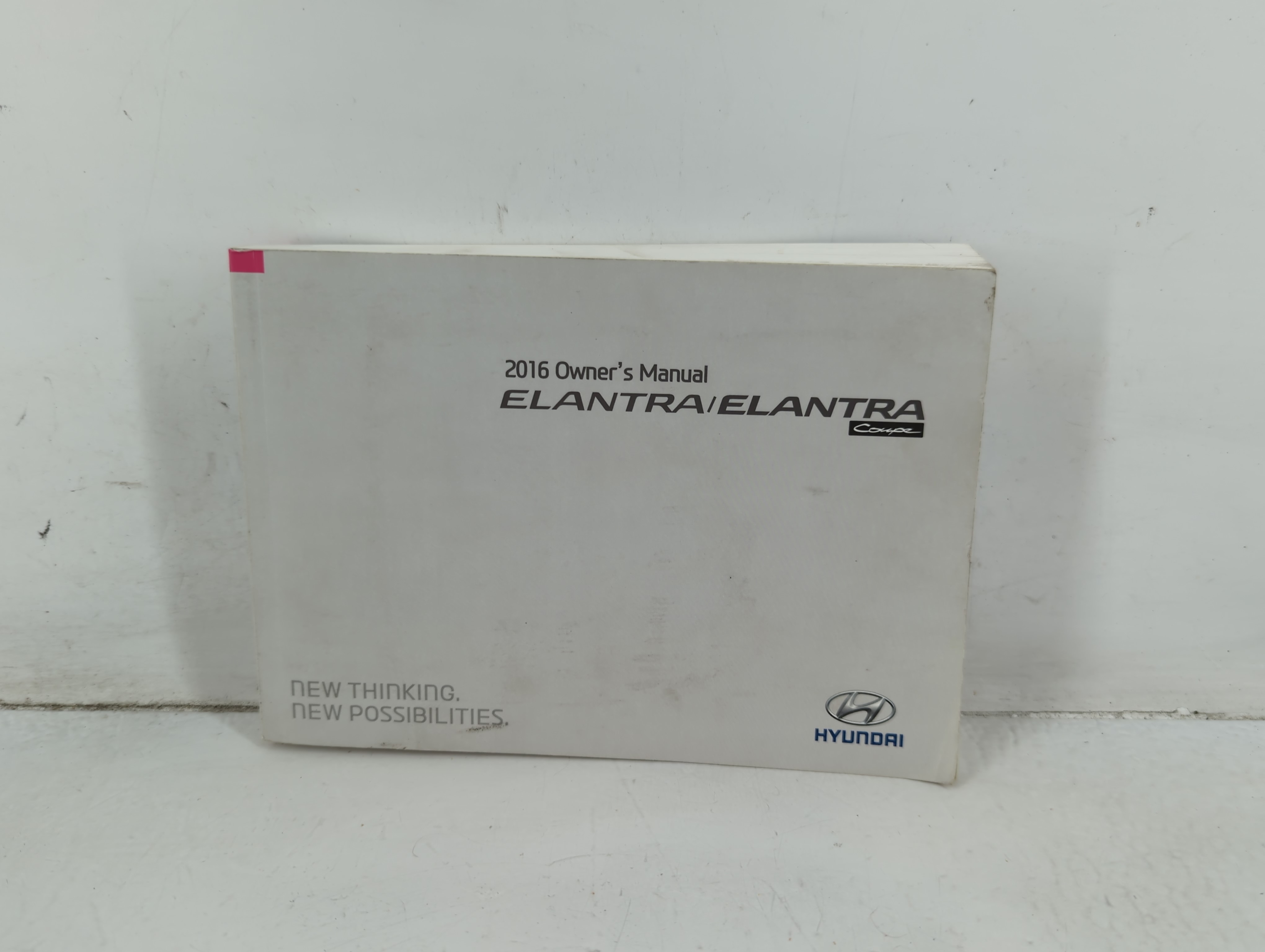Picture of 2016 Hyundai Elantra Owners Manual Book Guide 691359