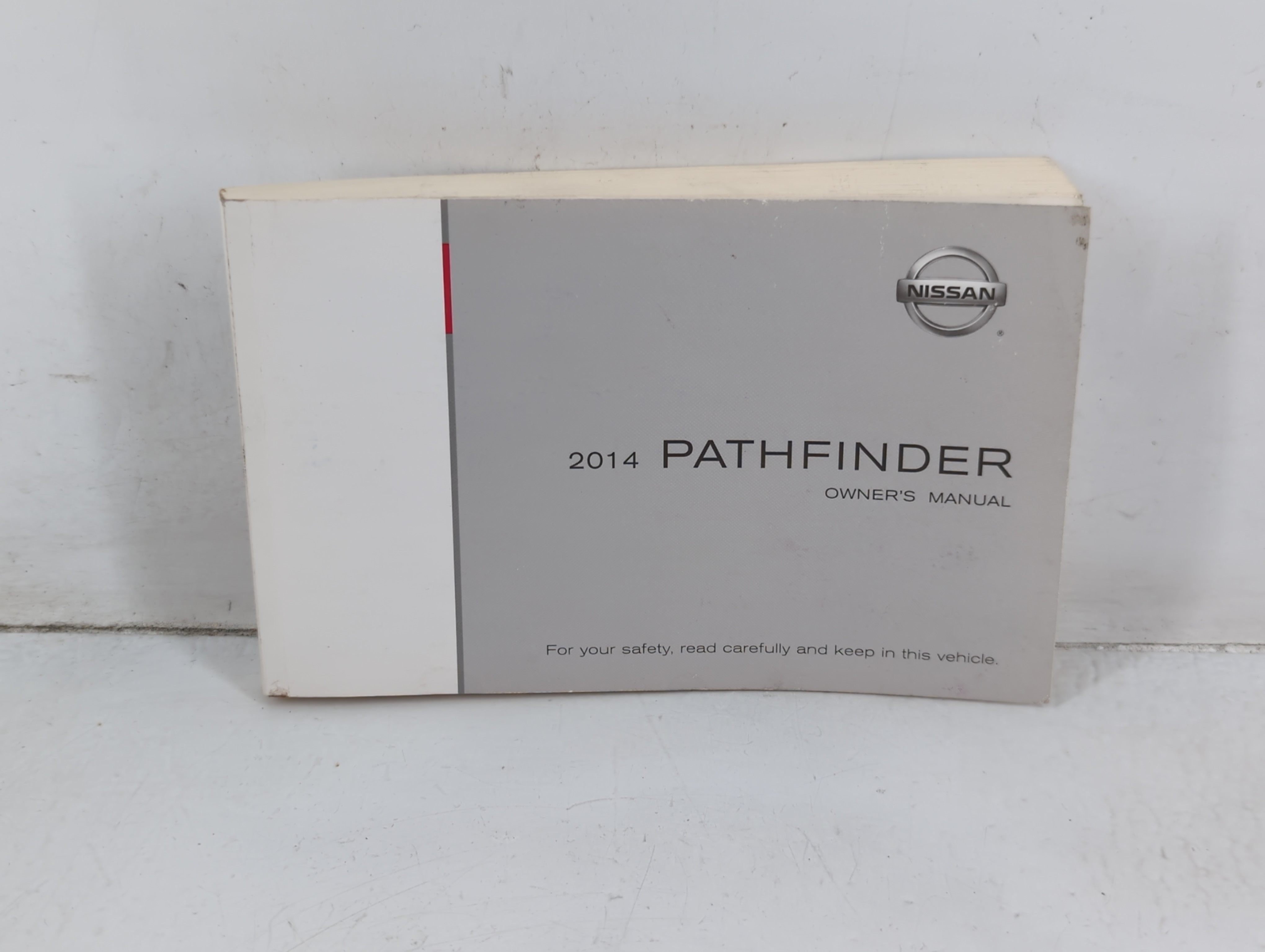 Picture of 2014 Nissan Pathfinder Owners Manual Book Guide 691369