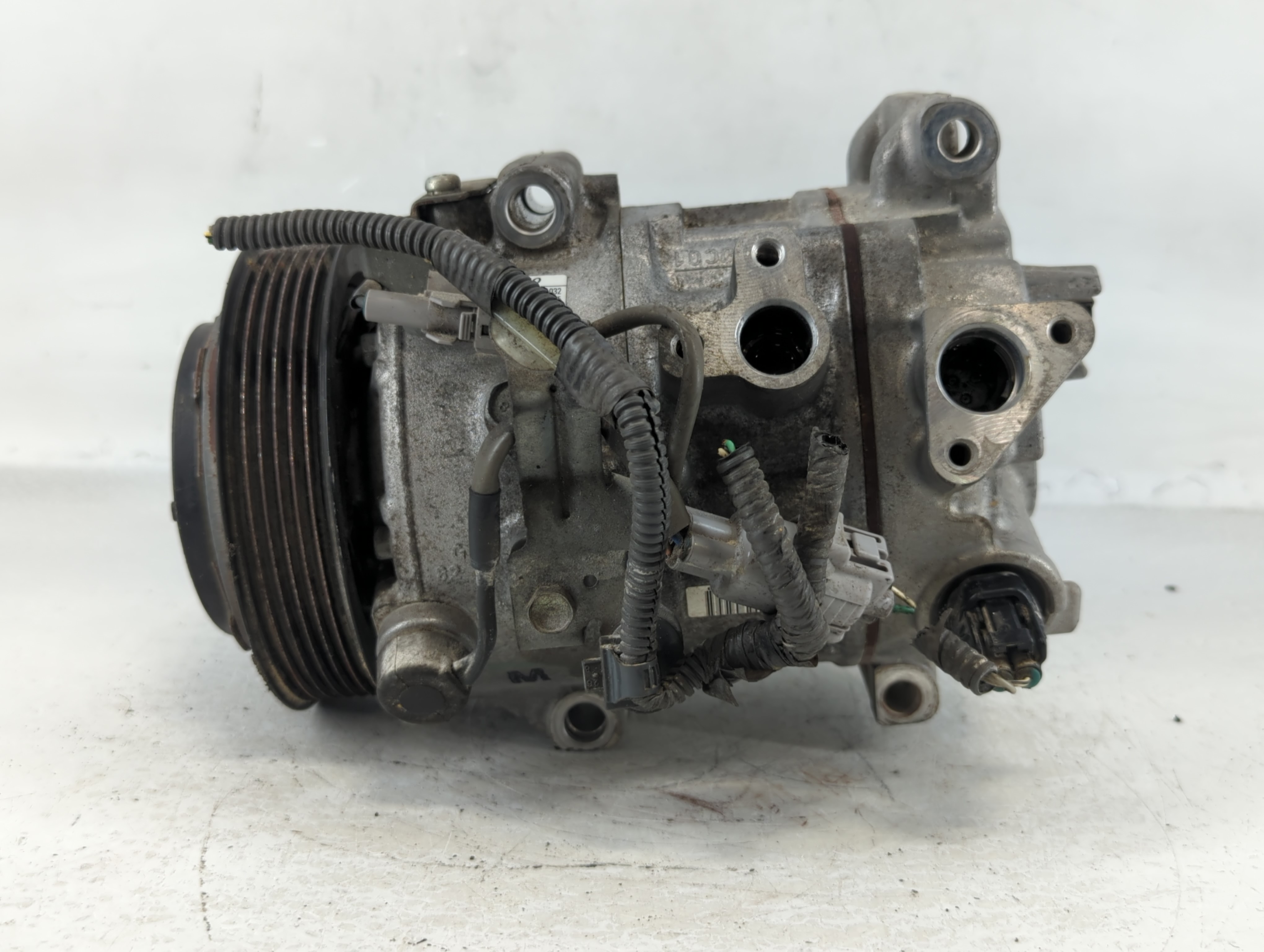 2016-2018 Toyota Rav4 Air Conditioning A/c Ac Compressor Oem 691418 - Oemusedautoparts1.com