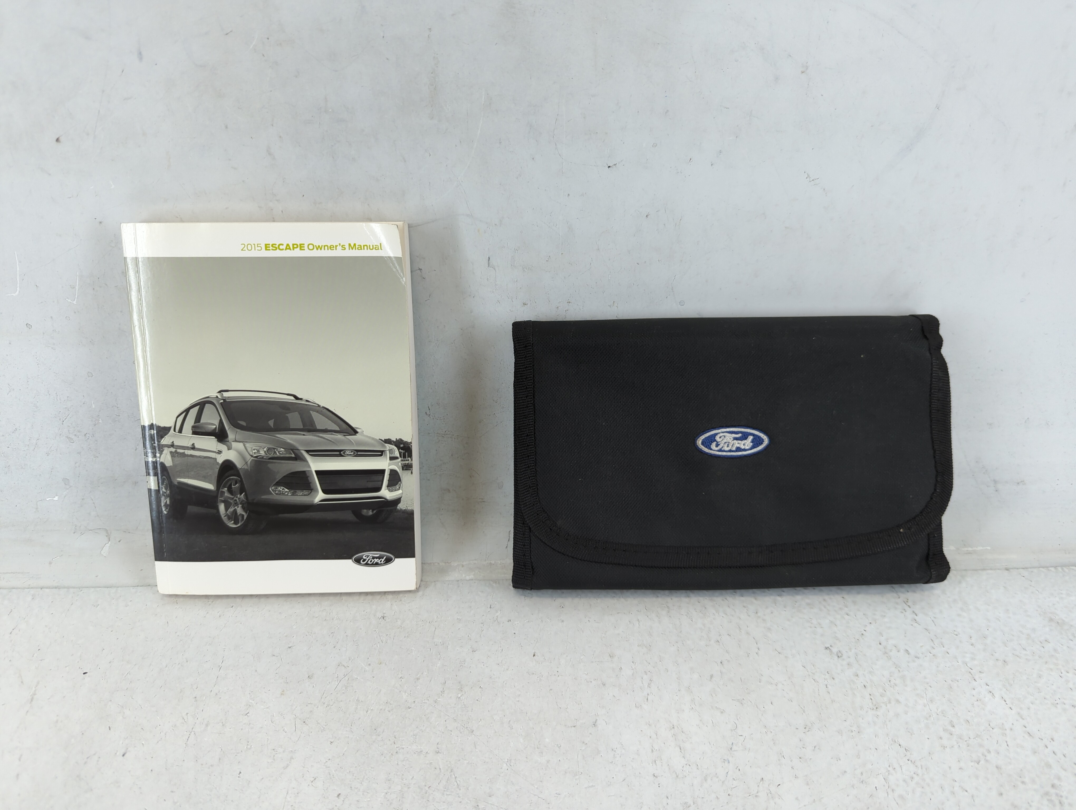 Picture of 2015 Ford Escape Owners Manual Book Guide 691693